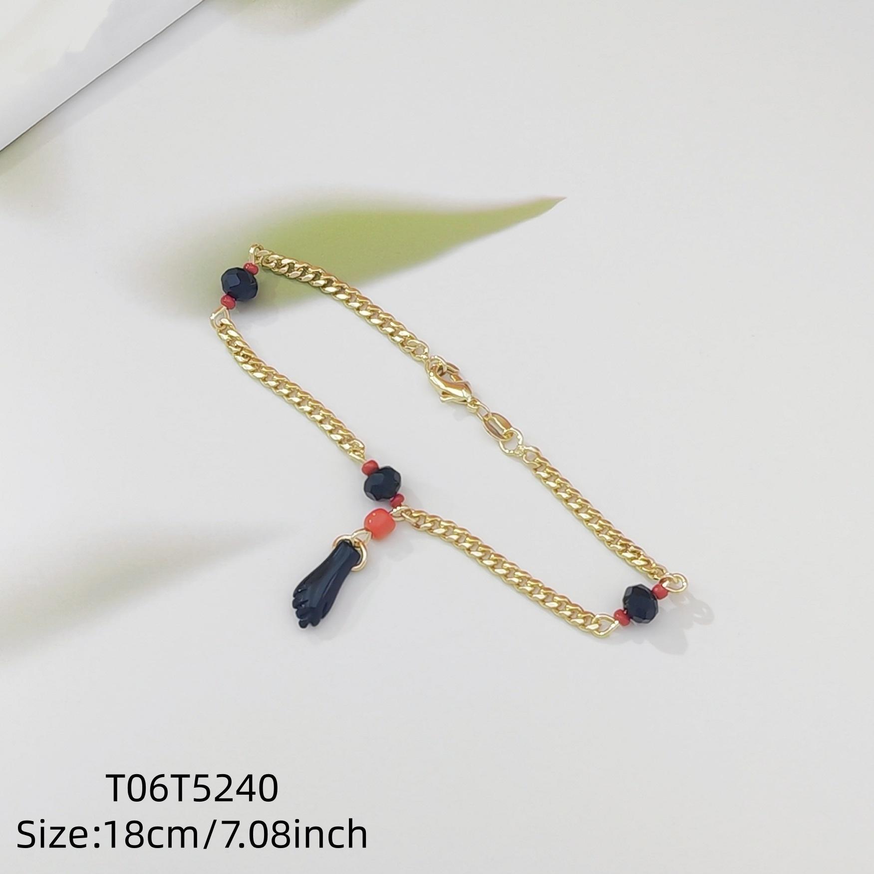 Boho Vintage Layered Bracelet for Women, Chinese Style Retro Beaded Bracelet with Mini Hand Charm, Trendy Aesthetic Stackable Jewelry, Lightweight & Versatile for Daily Wear, Beach & Gift Giving