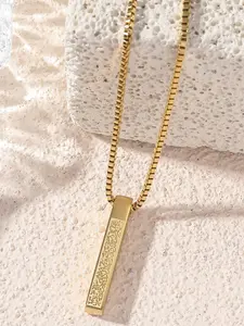 Simple vertical Islamic scripture necklace, stainless steel embossed long column pendant, suitable for Muslim men and women to wear daily. Gift for Eid al-Fitr and Ramadan
