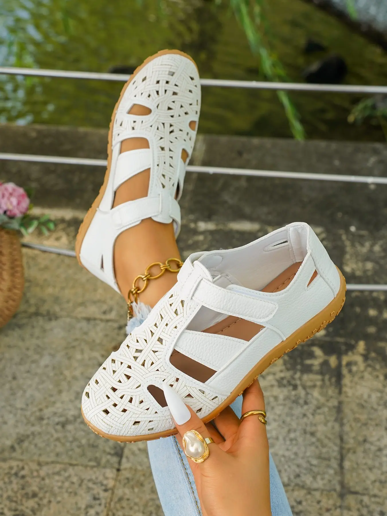 Women's PU Leather Plain Design Flat Sandals, Anti Slip Sandals, Adjustable Velcro Strap, Non-Slip Rubber Sole, Comfortable Casual Shoes for Summer Footwear