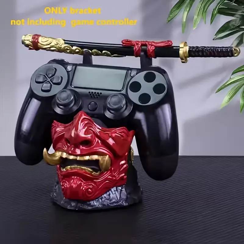 Japanese Samurai Mask Controller Stand, Console Accessory, Controller Accessories, Hand-Painted Resin Game Pad Holder, Anti-Slip Base, Cool Aesthetic Desk Decor for Gamers and Anime Fans