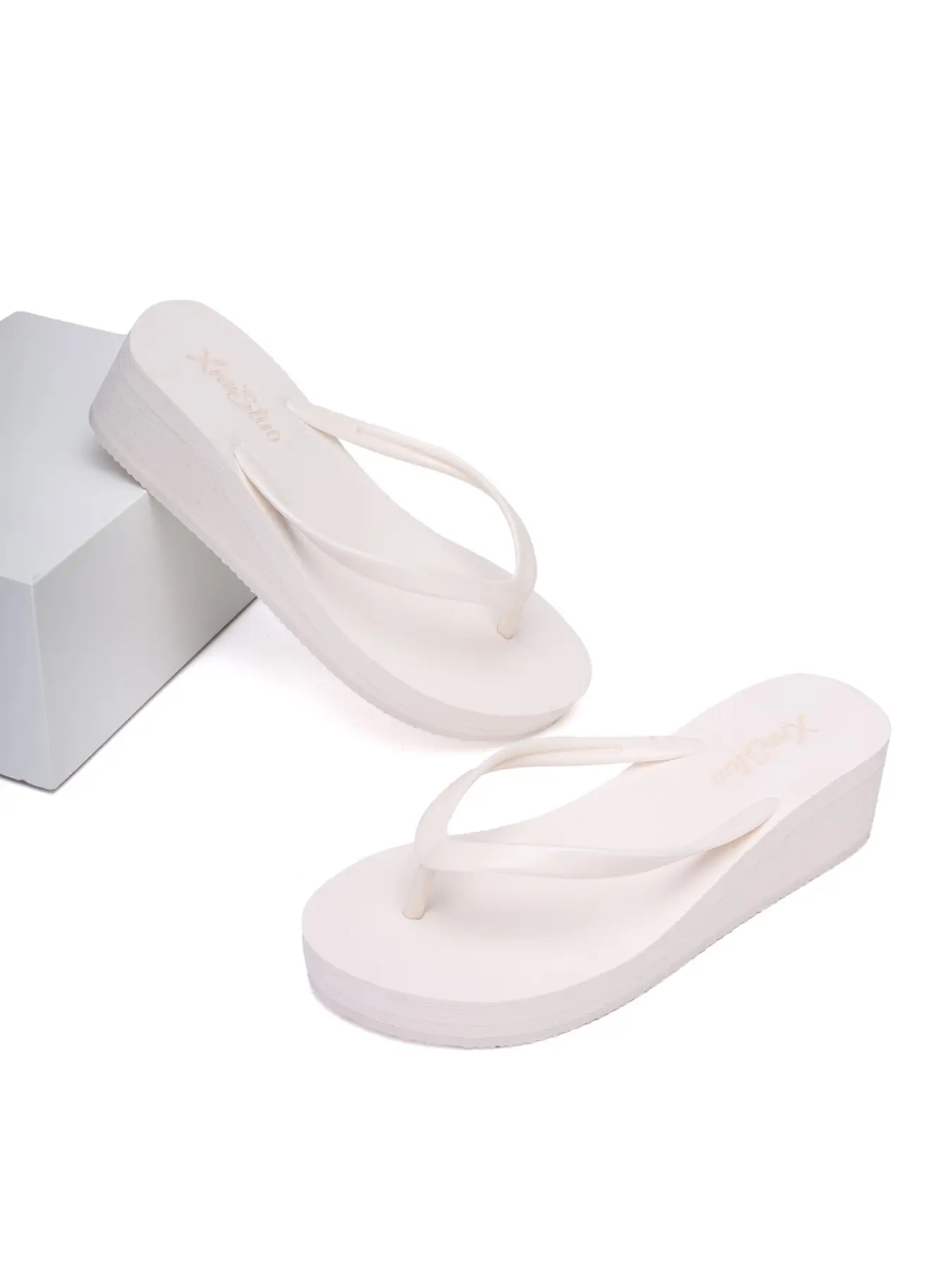 Summer Height-Boosting Thick Sole Sandals, Women Footwear Comfortable Fashion Anti-Slip Beach Shoes, Ideal for Vacation and Beach Activities