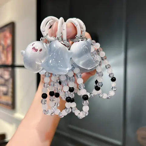 1-Piece Glowing Ghost Keychain Collectible - Detachable Hanging Accessory for Bags, Backpacks, Phones - Niche Holiday Gift for Sports & Outdoor Gaming Enthusiasts
