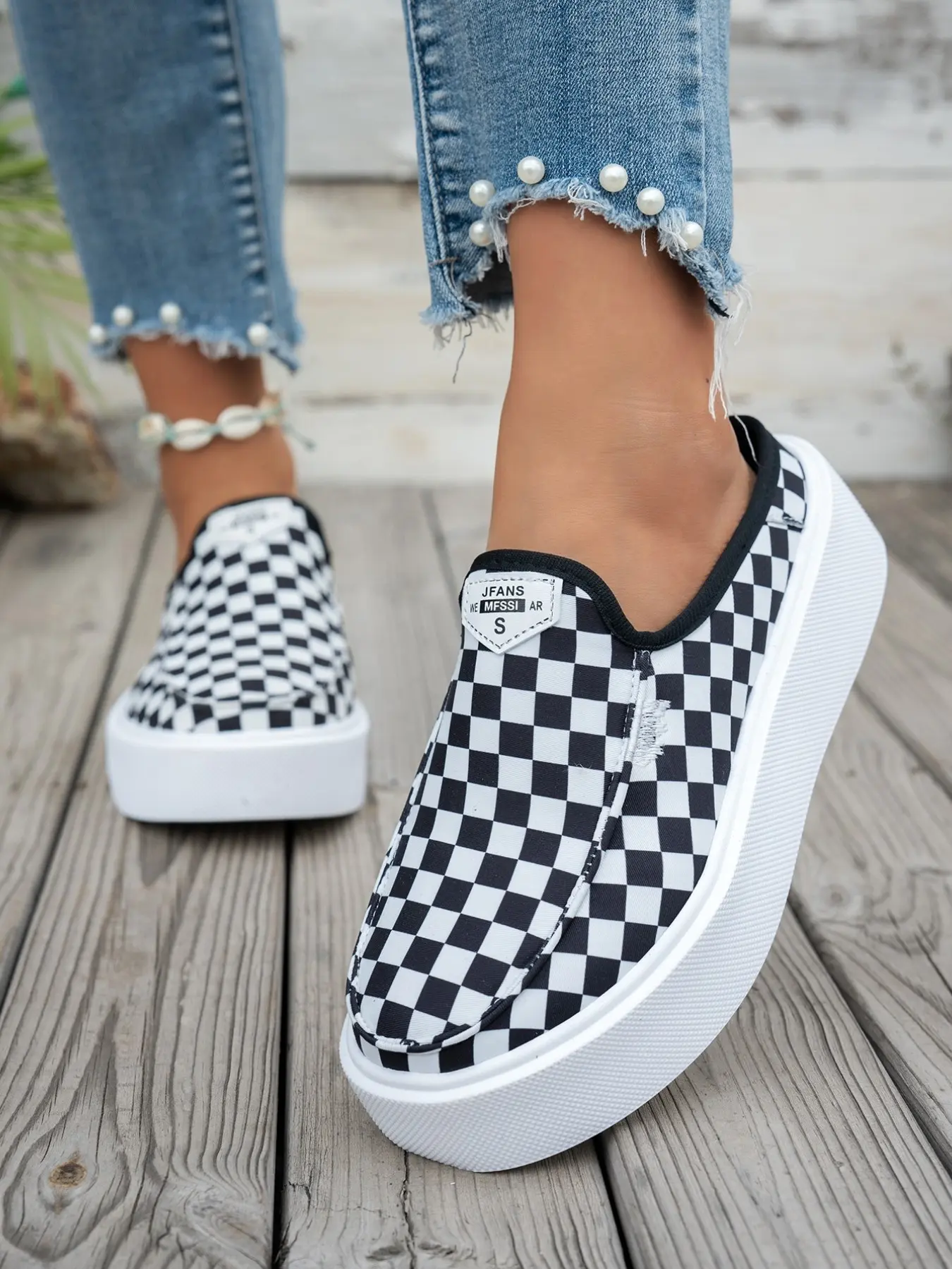 2026 Women’s new styles: brown, black, gray, green. pink, leopard print. colorful. milk-colored. black and white. thick-soled mules. large size, comfortable, casual, slip-on design. suitable for school/vacation.
