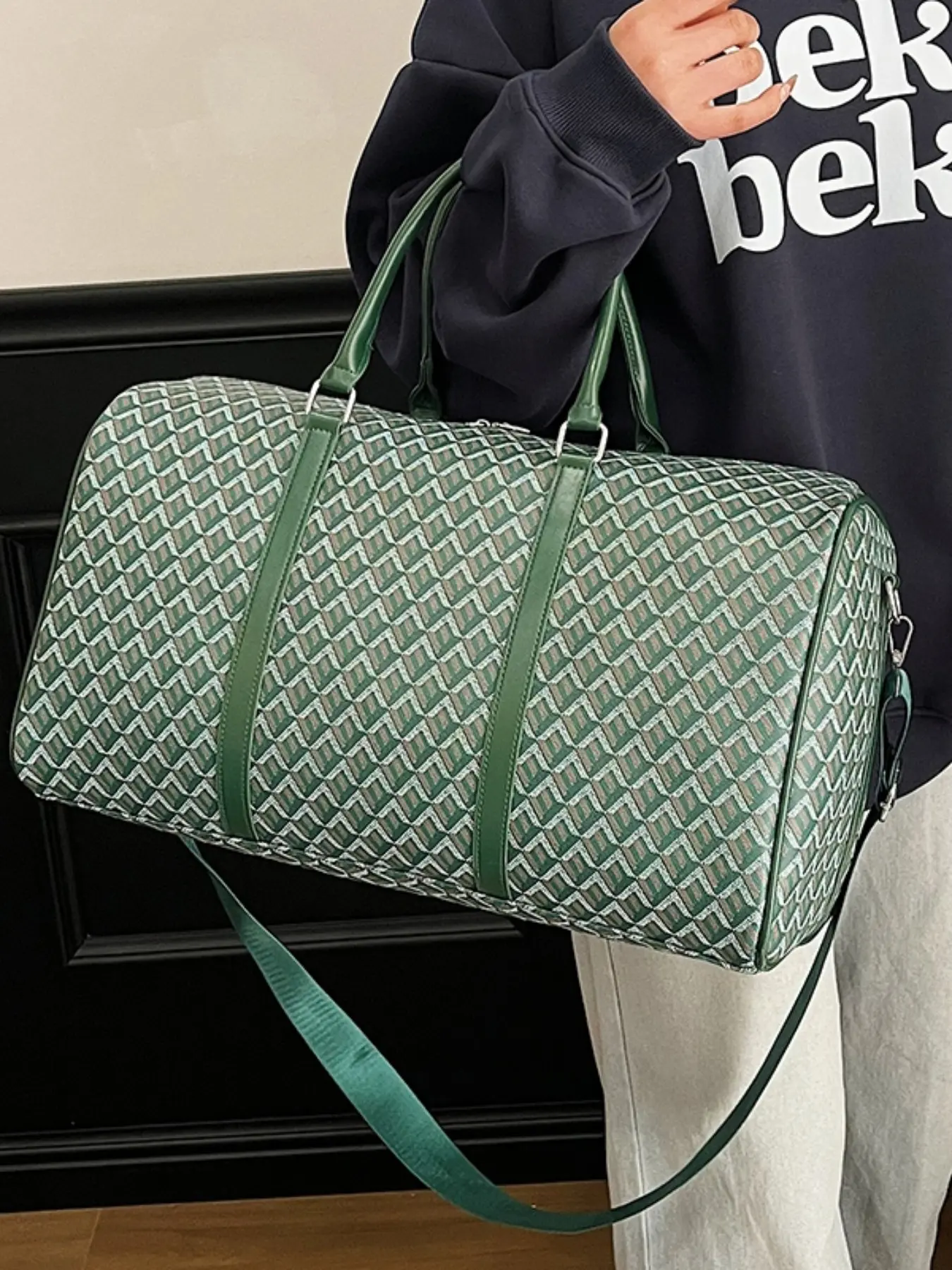 Vintage Geometric Jacquard Cylindrical Travel Duffle Weekender Bag, PU Leather Accent Handbag with Detachable Shoulder Strap, Lightweight Luxury Gym Bag, Travel Bags, Weekender Duffel