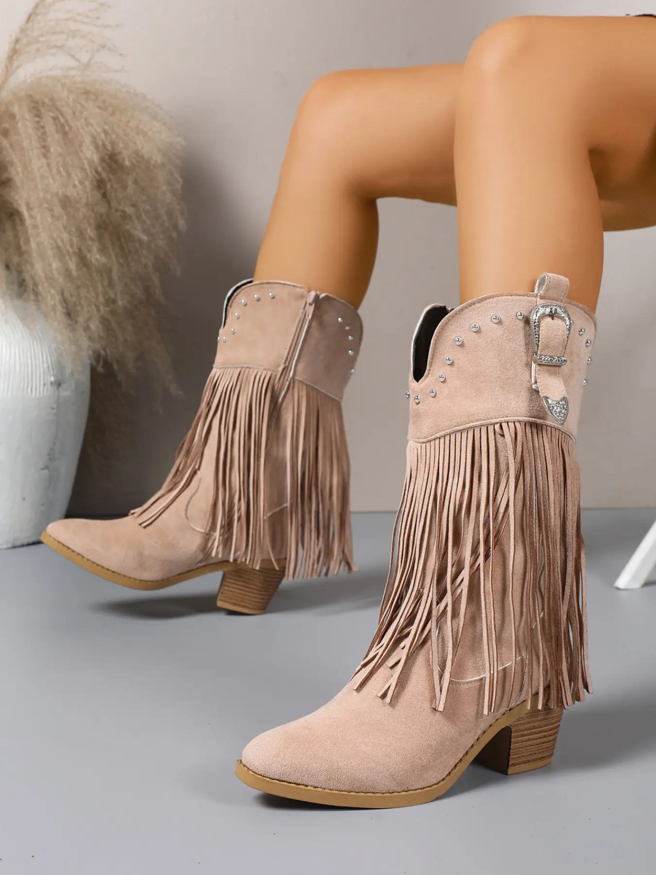 New Bohemian Vacation Style Fringe Western Boots, Rhinestone Rivet Decor, Metal Buckle Thick Heel Jeans Boots, Slim Fit Versatile Commute Vacation Women's Boots, Rhinestone Bling Boots