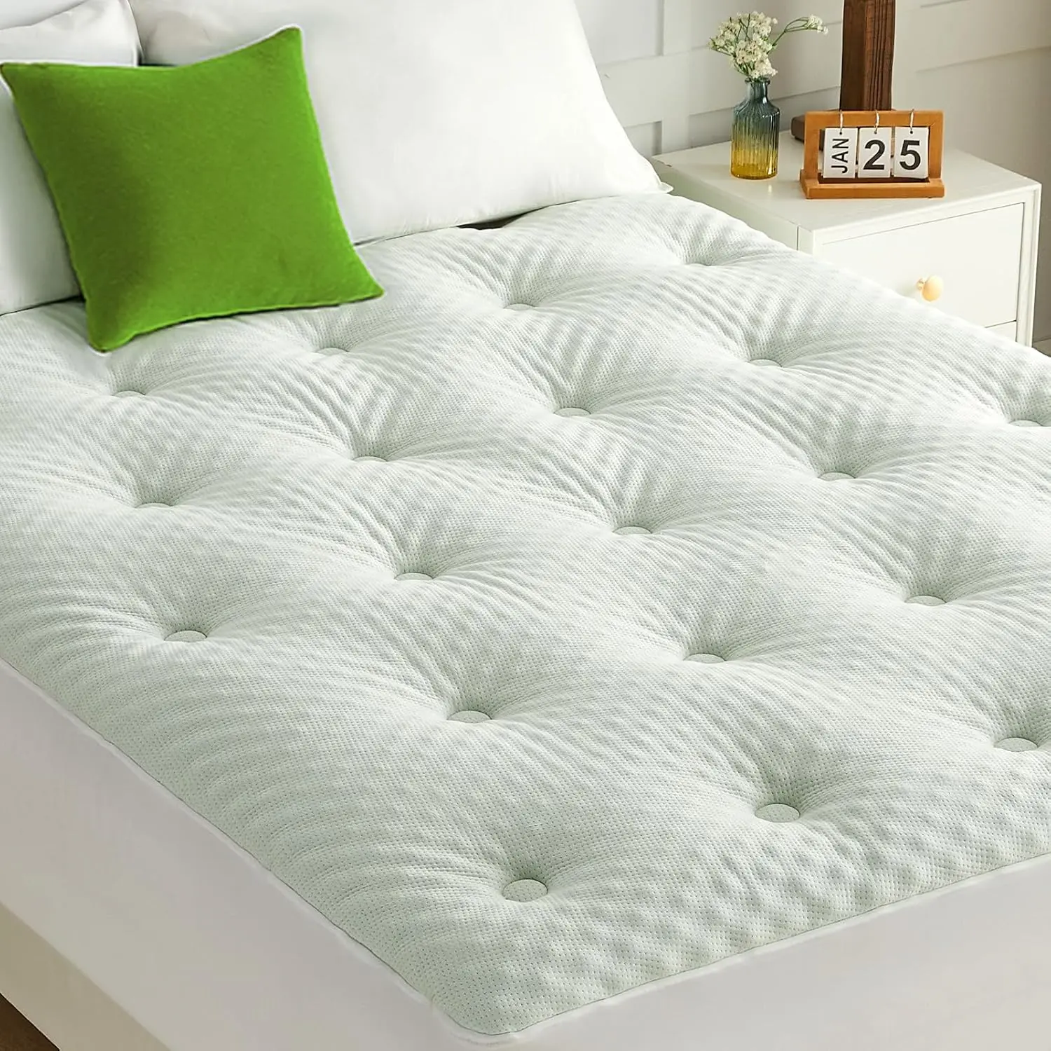 Reversible Queen Mattress Topper Egg Crate Memory Foam Mattress Topper, Bamboo Viscose Mattress Pad Queen, Noiseless Waterproof Mattress Cover with Deep Pocket Stretches up to 21", 60" x 80"