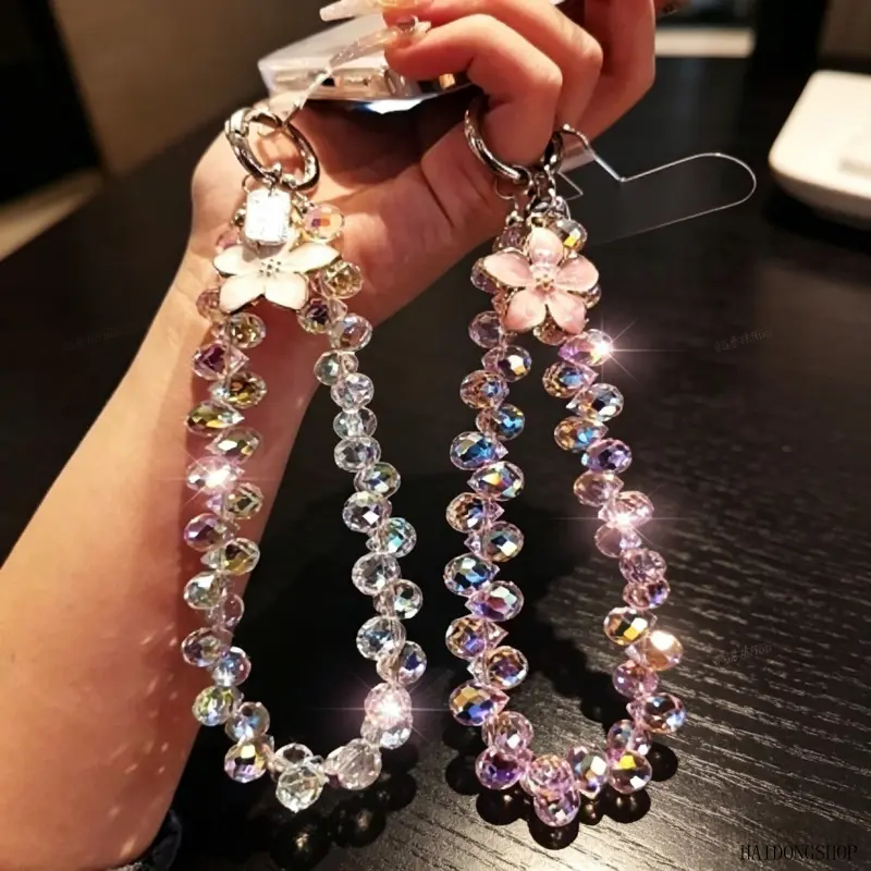 Luxury High-End Teardrop Crystal Short Phone Wrist Strap, Floral Pendant Anti-Lost Phone Case Hand Chain, Sparkly Bling Charm For Women Daily Handheld Shopping Bag Party Outfits,Personalized,Boyfriend,Keychain