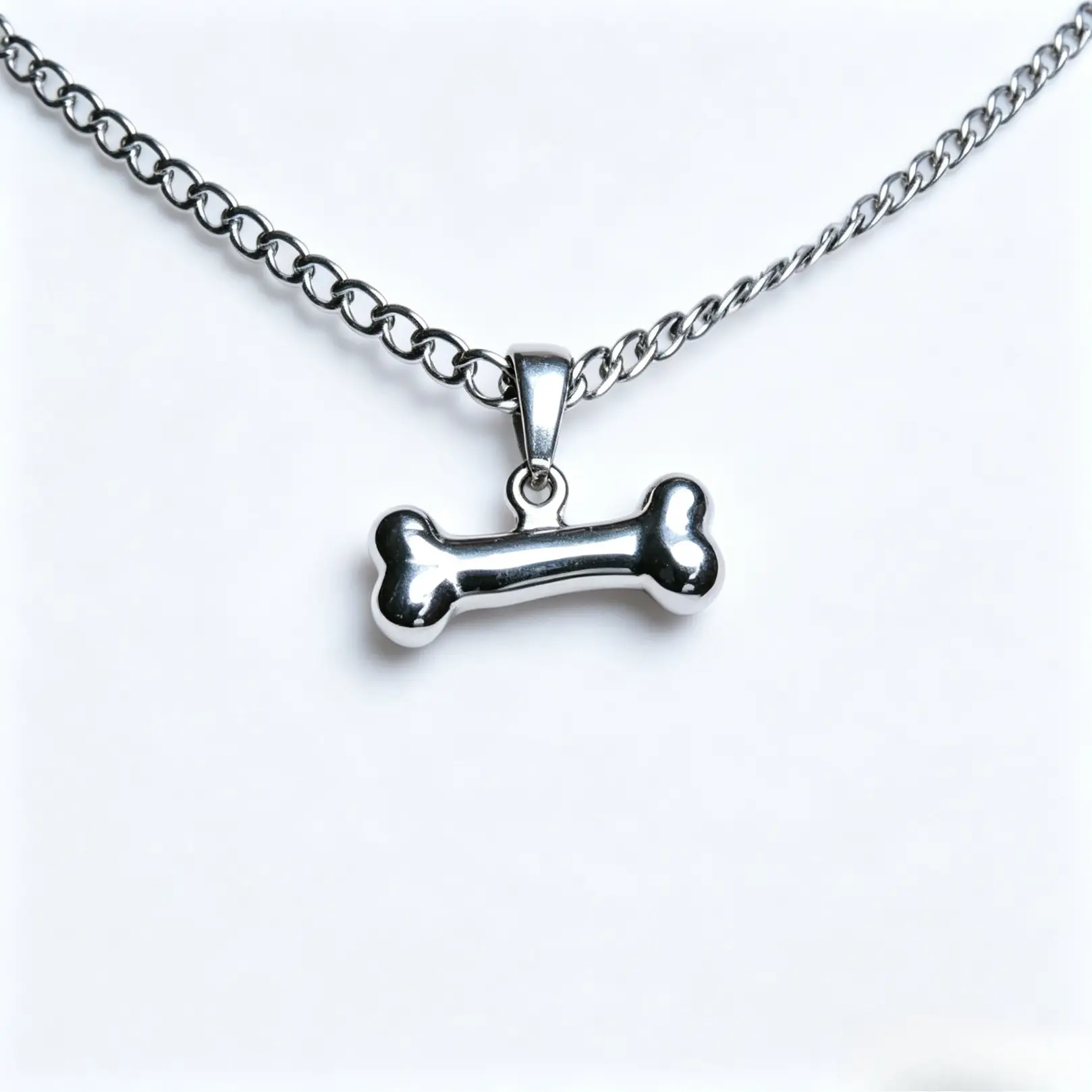 Gothic Puppy Bone Pendant Necklace for Men and Women, Punk Street Style, Unique Fashion Jewelry, Perfect for Parties and Gatherings, Gothic Mystery Jewelry, Chain Necklace, Fashion Accessory Necklace