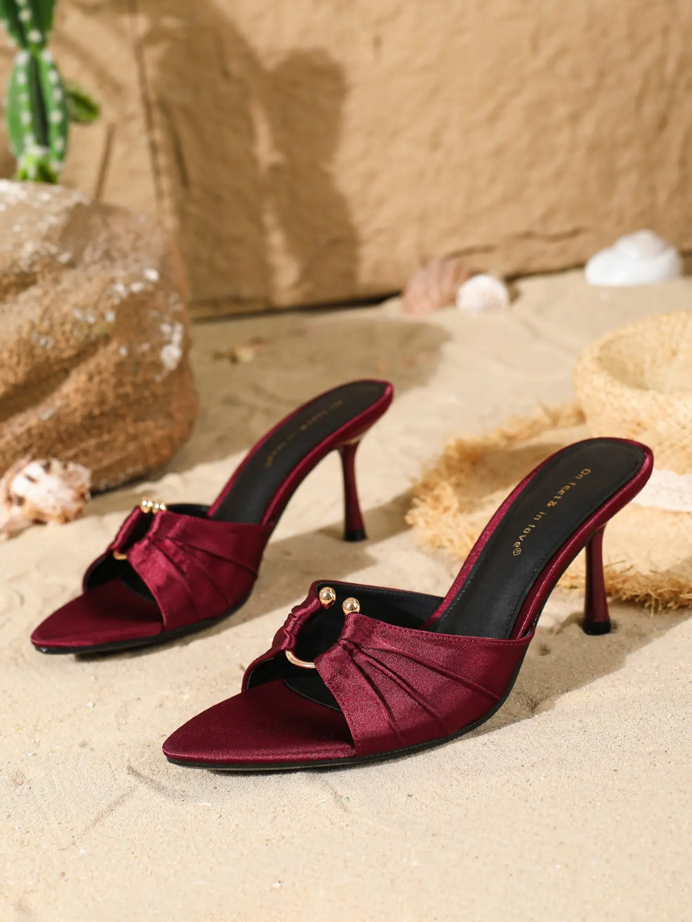Summer New French Style High Heel Sandals, Folded Metal Buckle Pointed Toe Open-Toe Elegant Shoes, Silent Sole, Comfortable and Luxurious, Buckle Design Sandals, Buckle Decorated Sandals