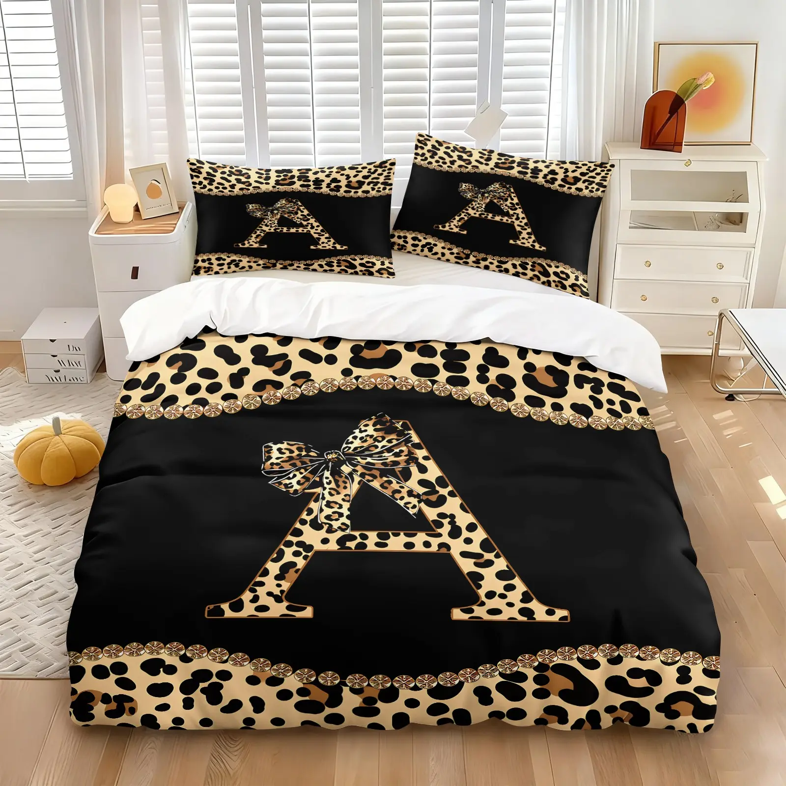 Letter Initial A-Z Duvet Cover Set with African Cheetah Bow, Includes 1 Duvet Cover & 1-2 Pillowcase, Leopard Print Bedding Set, Modern Coquette Bow Leopard Cheetah Alphabet Bed for Women Girls Bedroom Decor
