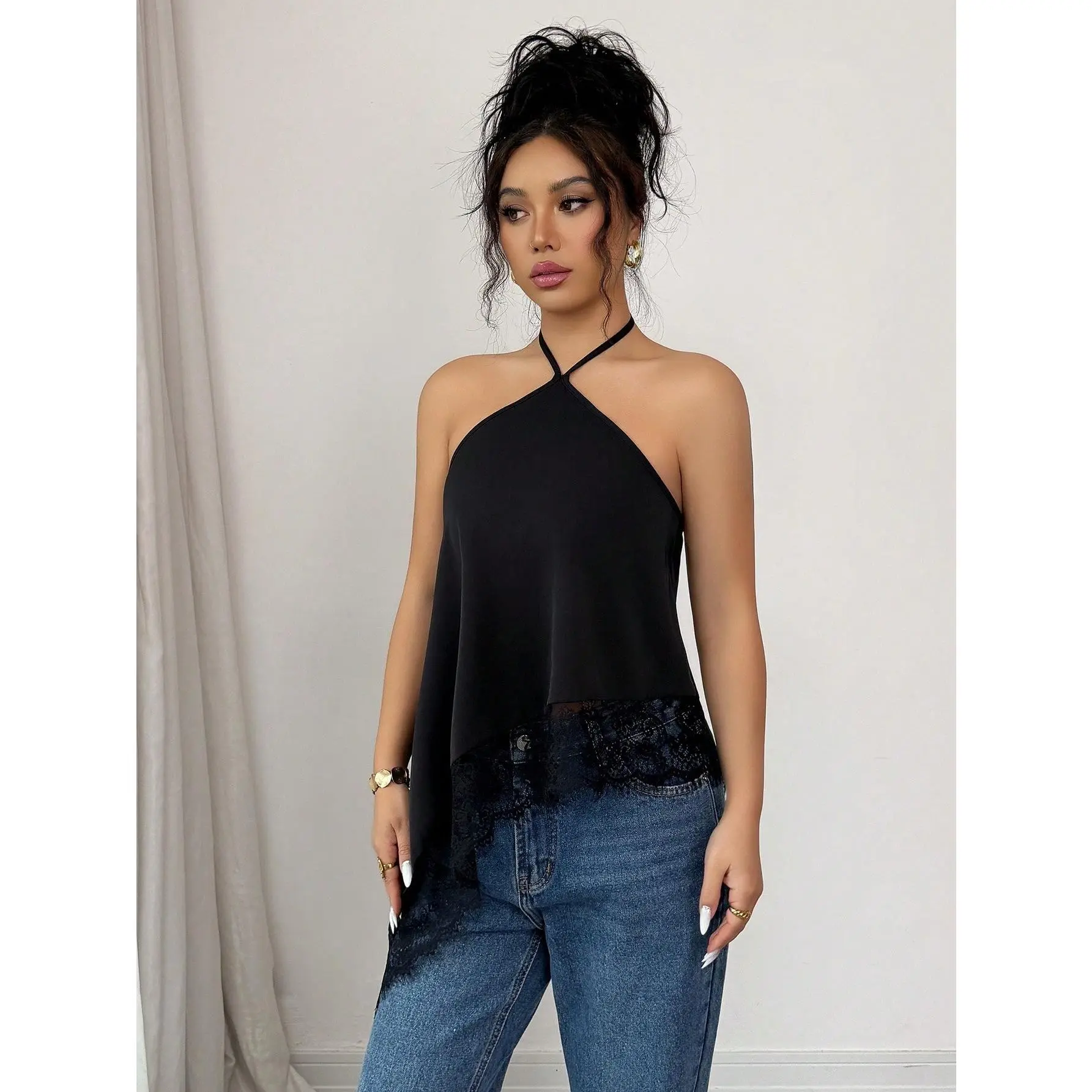 Women Satin Halter Top Sexy Backless Cami Shirt Silk Sleeveless Lace Trim Cami Blouse Asymmetrical Hem Summer Clubwear Party Tops Going Out Shirts Elegant E-Girl Aesthetic Camisole Tank Top Trendy Clothes Grunge Fairycore