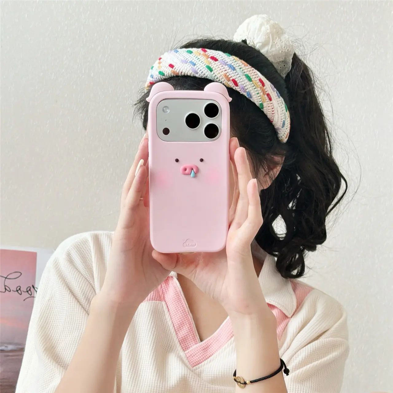 “Blushing Snot Pig” Phone Case For iPhone 17 16 15 14 13 Pro Max Shock-Resistant Silicone Protective Case