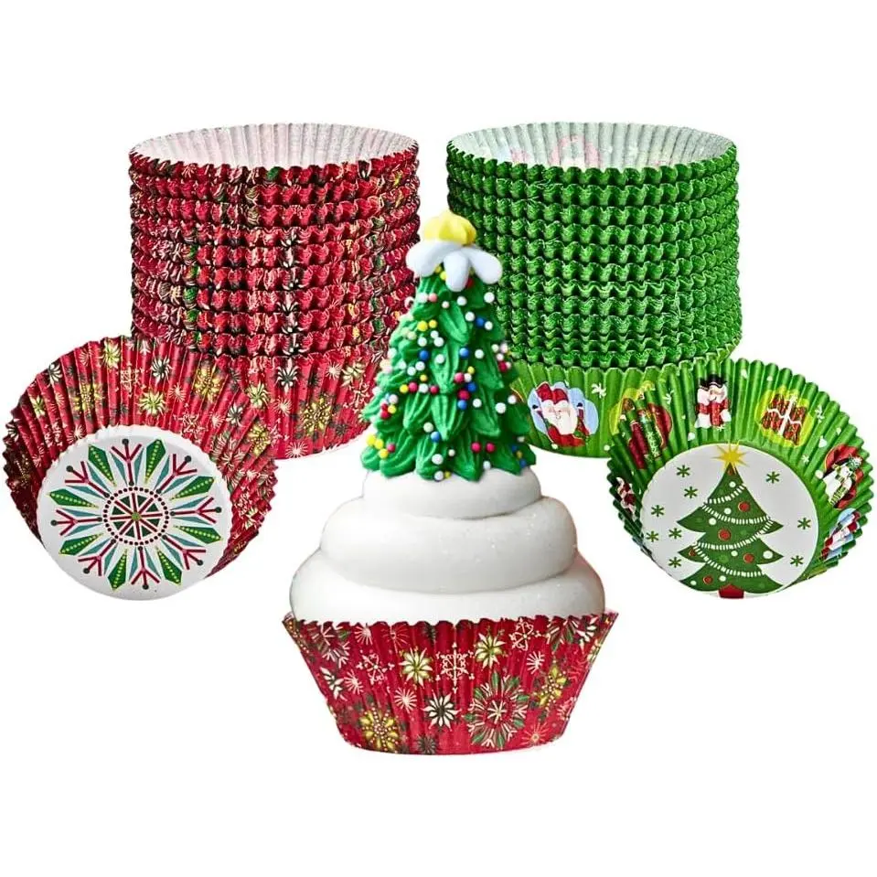 Cupcake Liners - Standard Size Cupcake Wrappers to use for Pans or carrier or  stand - Paper Baking Cups, Christmas Design, (Pack of 500)
