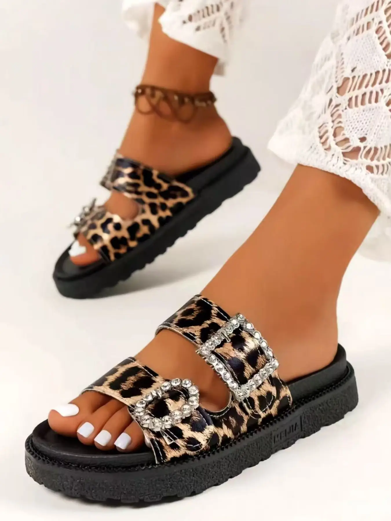 Leopard Print Rhinestone Buckle Open Toe Sandals, Casual Beach Flat Shoes, Comfortable Summer Slip-Ons, Women's PU Leather Slides, Fashionable Sandals