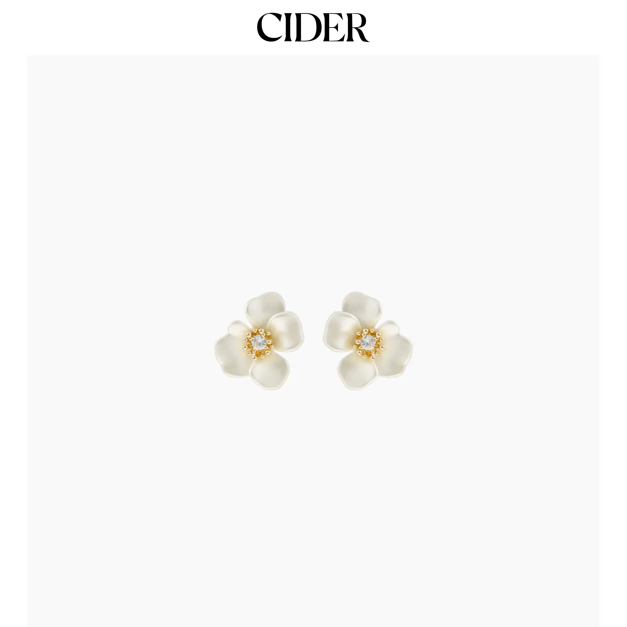 Cider ZIRCON FLORAL STUD EARRINGS