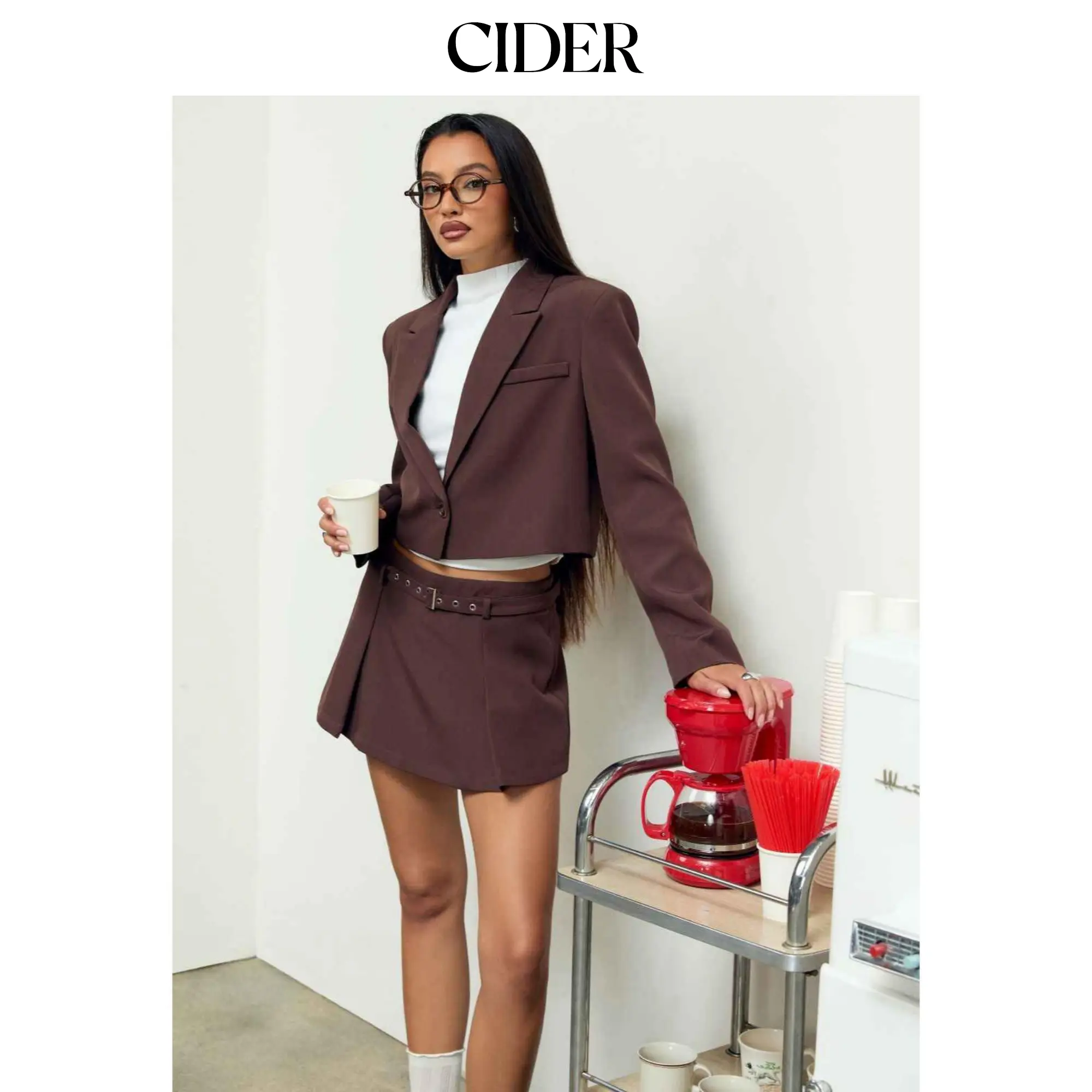 Cider [size 2-10] Collar Solid Button Crop Blazer