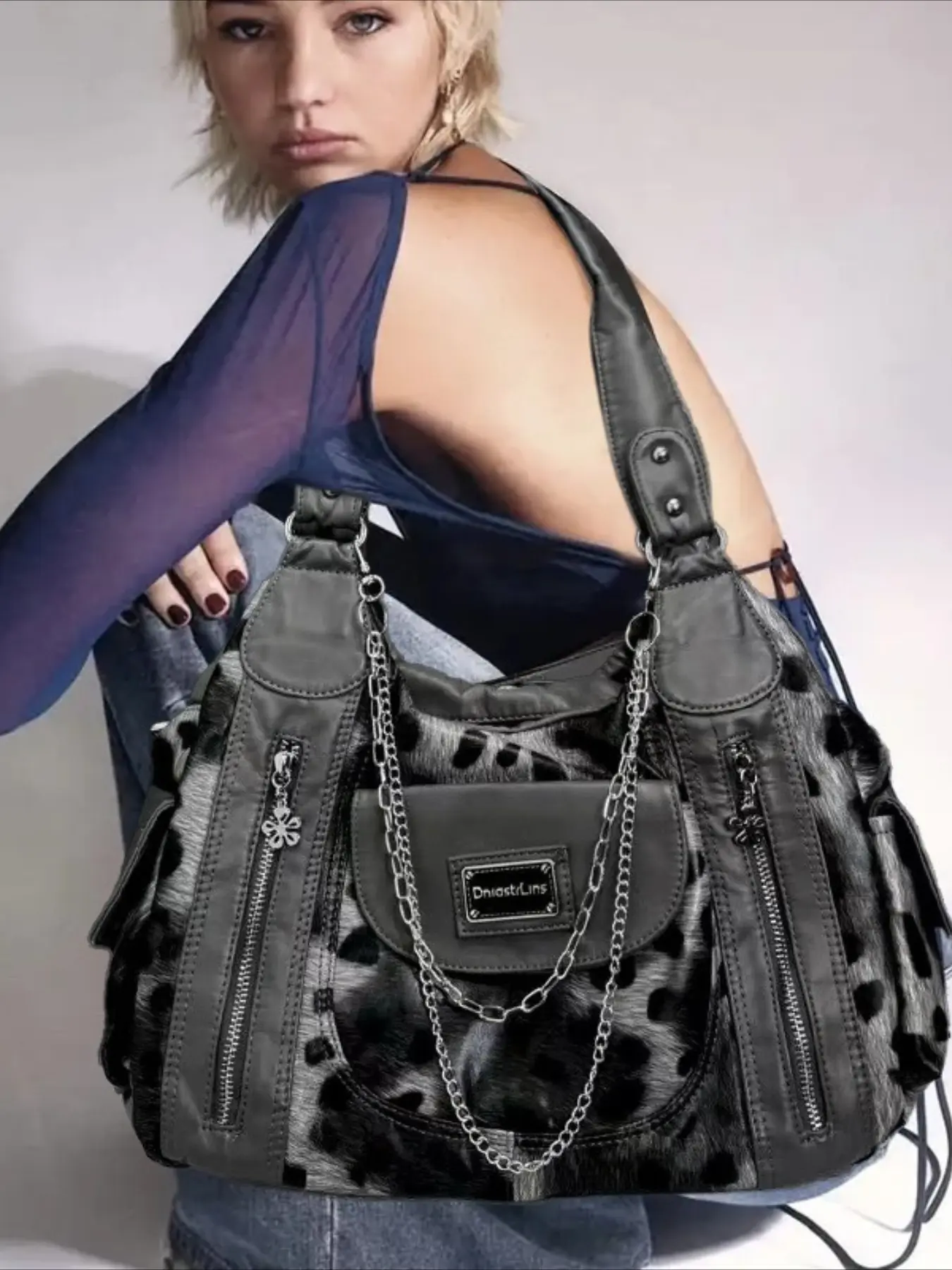 Women's Retro Biker Crossbody Bag, Gothic Front Pocket Shoulder Bag with Detachable Straps, Stylish Shoulder Bag, Fashionable Large Capacity Streetwear Y2K Handbag, Multi-Layered, Rivet Knit Design, Perfect for Daily Commuting, Parties, Dates, and Work