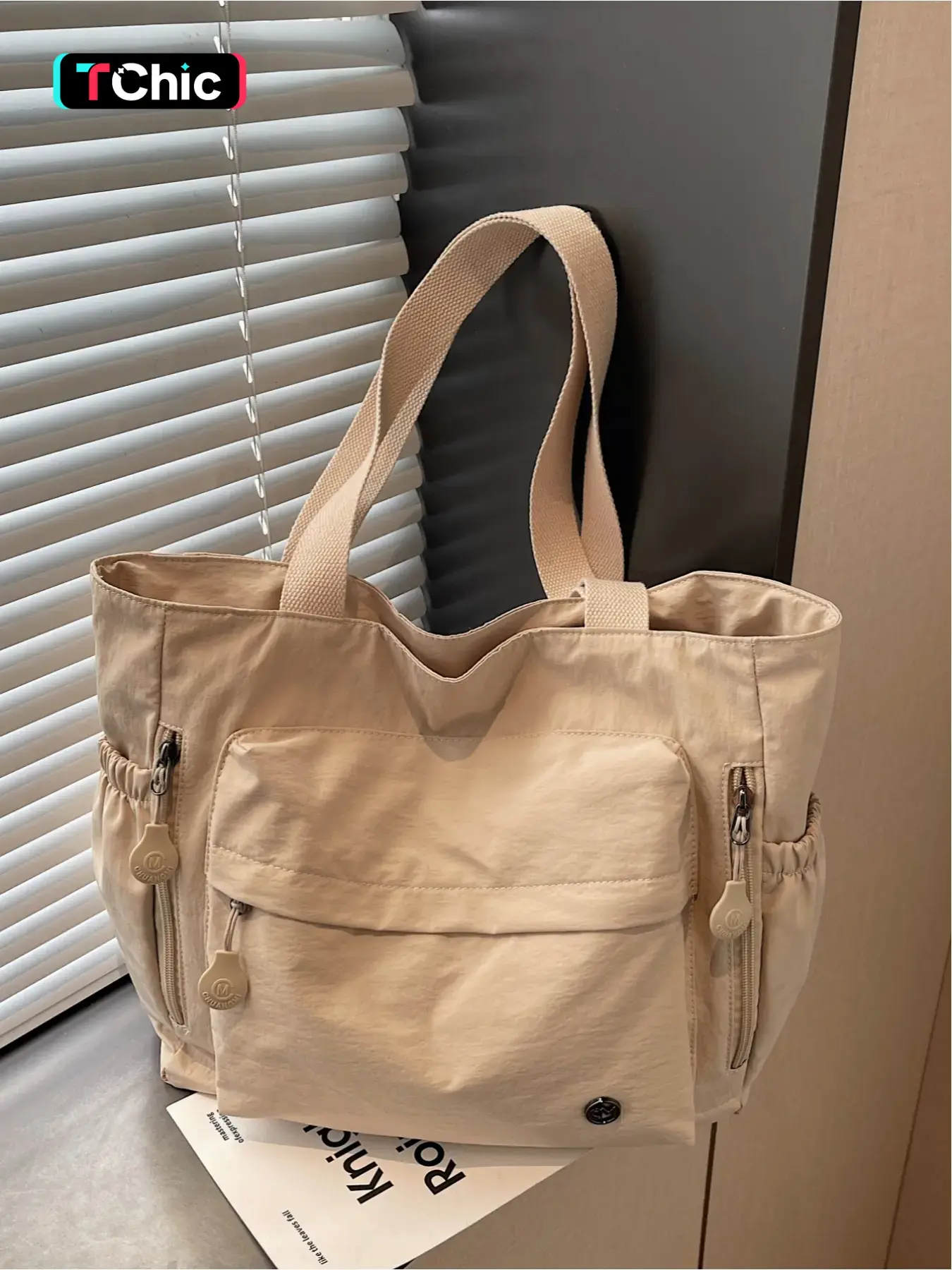 Lightweight and water-resistant multi-compartment pocket lightweight tote bag, stylish, simple, and versatile shoulder/underarm bag, suitable for commuting, shopping, campus, work, travel, etc., Daily Commuter Bag, Casual Tote Bag, Commuter Tote Bag