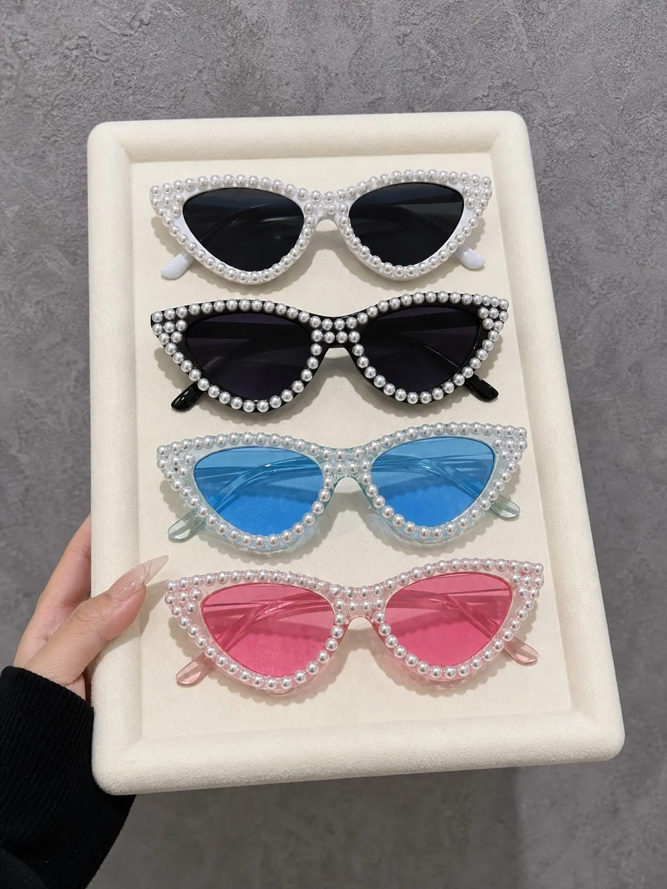 Vintage Pearl Trim Cat Eye Sunglasses for Women, Four Colors Available, Colorful Lenses, Party Beach Photo Decorative Sun Glasses, Fashion Shades