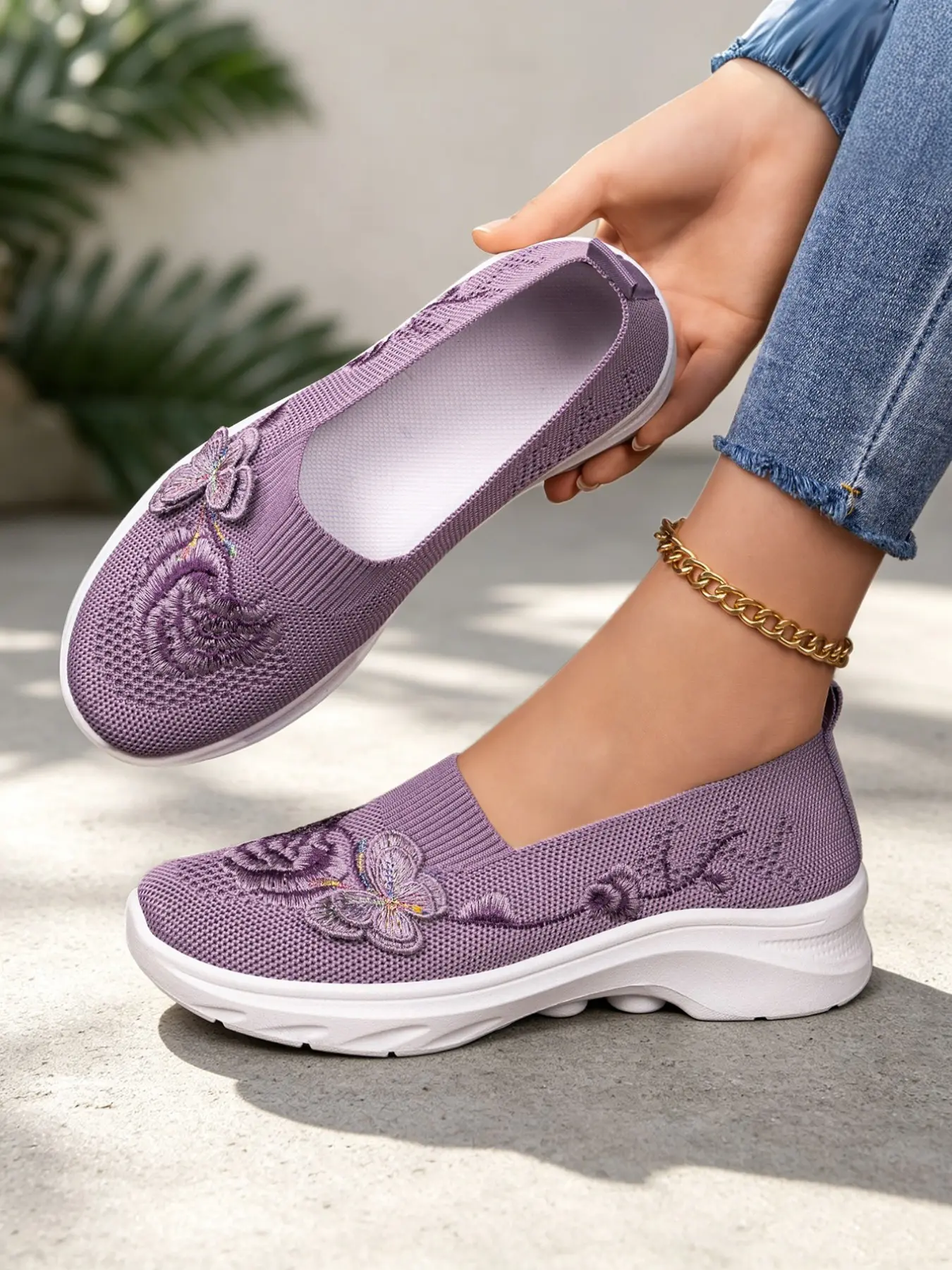Women's Floral Butterfly Embroidery Hollow Fly Knit Slip-On Platform Walking Shoes Sneakers, Breathable Lightweight Flexible Non-Slip Thick Sole Leisure Shoes Casual Loafers for Summer Daily Shopping Travel & Outdoor Strolls