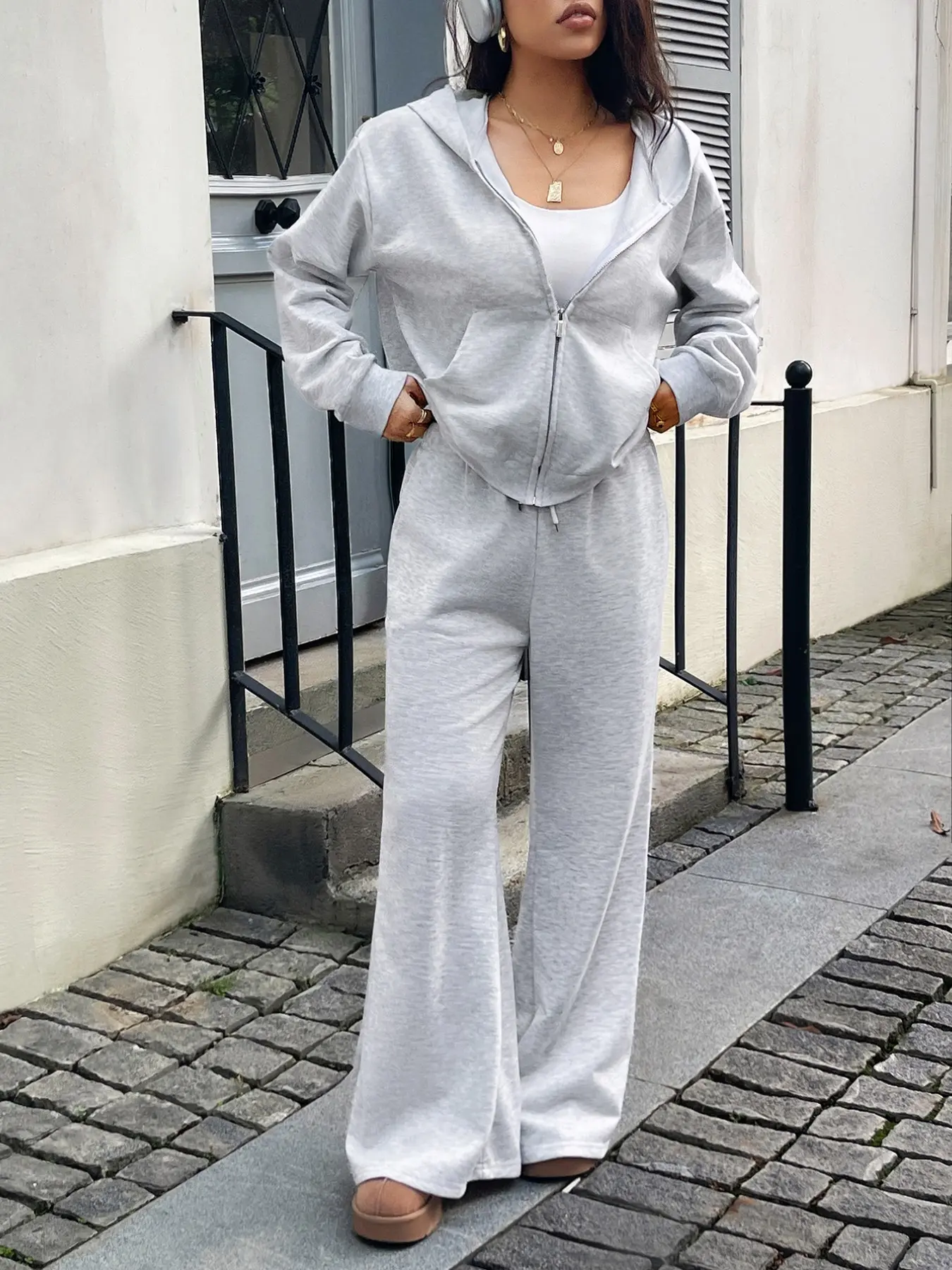 Solid Color Loose Zipper Hoodie Set, Full-Zip Pocket Long Sleeve Hooded Sweatshirt, High-Waisted Drop Hem Micro Flare Sweatpants, Casual