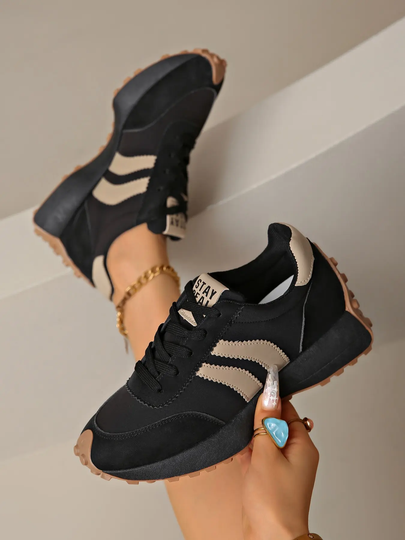 New Running Shoes, Lightweight Durable Design, Comfortable Fit, Ideal for Daily Wear, Perfect for Casual and Sports Use