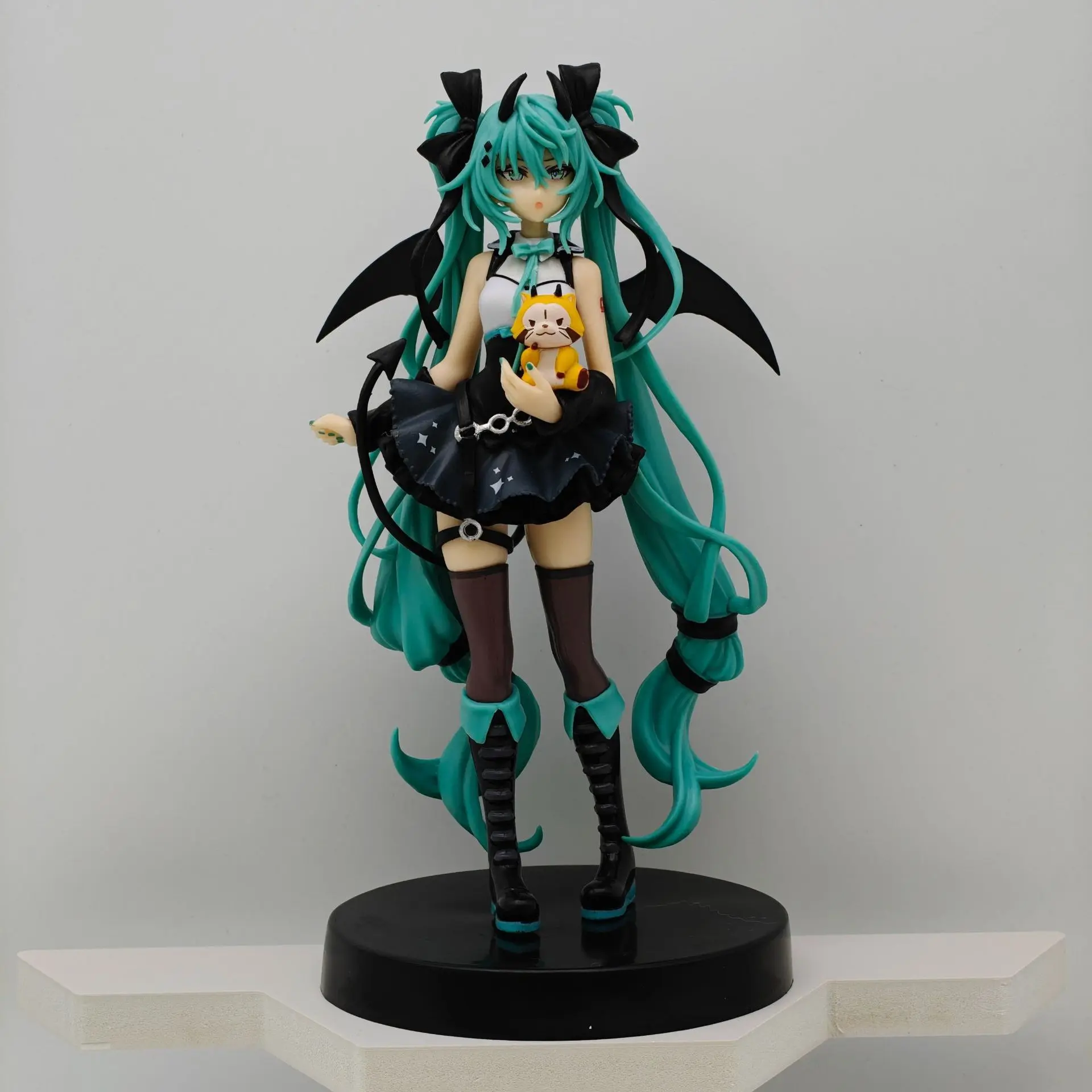 Anime Girl Series Small Devil Hatsune Miku Figure, Cute Fox Model, Dark Angel Desktop Decoration, Collectible Anime Figurine, Desktop Decor Figures, Figurines Collectibles