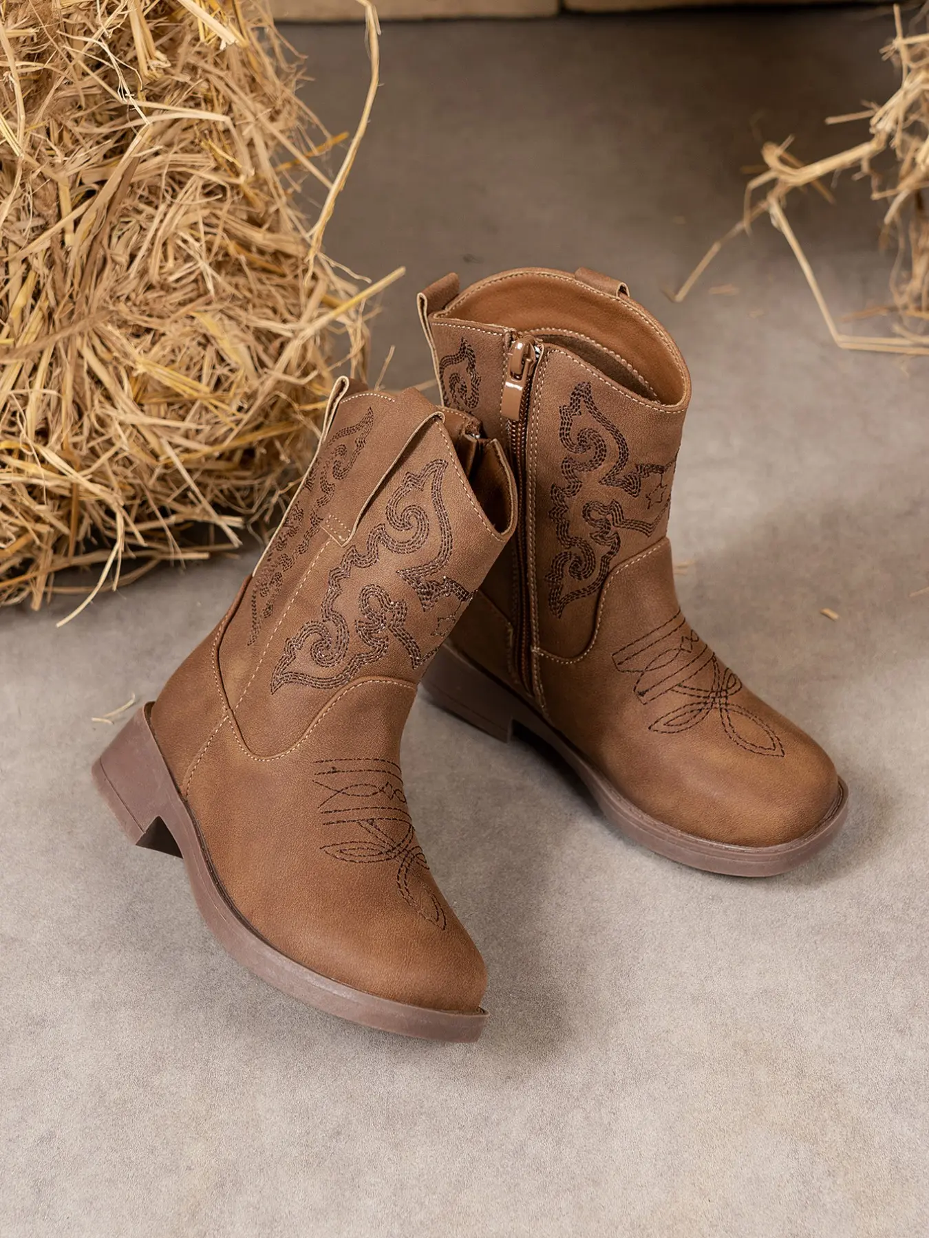 Western Embroidered Cowboy Boots, PU Leather Boots, Retro Style Side Zipper Design, Easy On/off, Anti-Slip Durable, Perfect for Daily Wear & Photoshoots