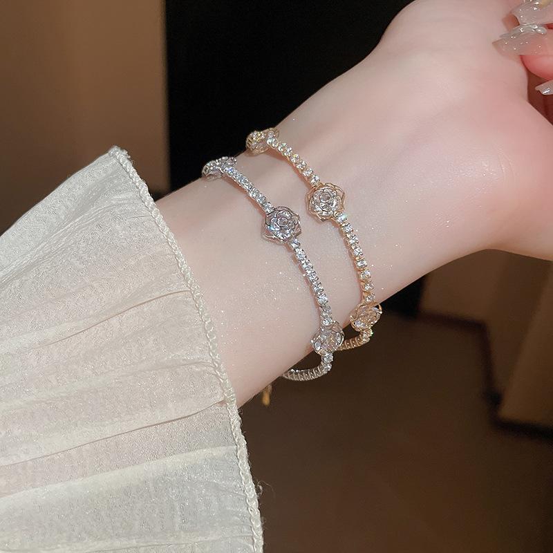 Elegant Zircon Flower Cutout Bracelet, Women's Fashion Jewelry, Rhinestone Design, Perfect Gift for Her, All Seasons Wear