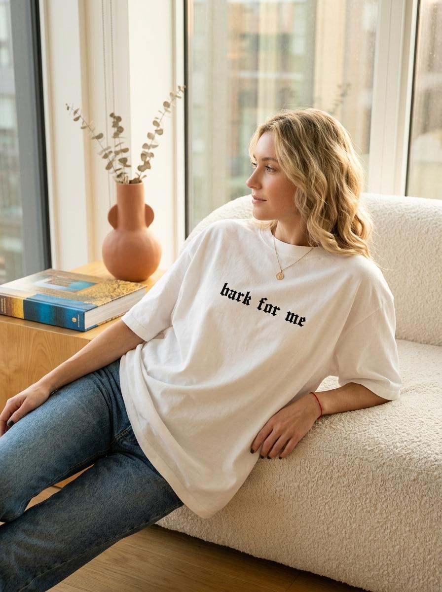 Unisex "Bark For Me" T-Shirt Gothic Font Design "Bark For Me" Meme Graphic Tee Casual Oversized Crew Neck Top Meme Lover Streetwear For Gothic Font & Meme Lovers