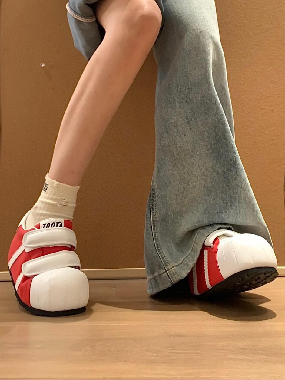 Women's shell-toe chunky shoes with 6CM internal height increase, Velcro closure, cute and quirky caterpillar bubble loafers