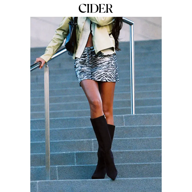 Cider Stretch Cider Denim Low Rise Zebra Striped Print  A-line Mini Skirt