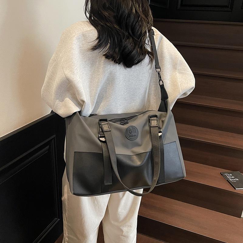 Portable travel bag with pull rod, unisex, lightweight sports yoga bag, crossbody casual carry-on storage bag