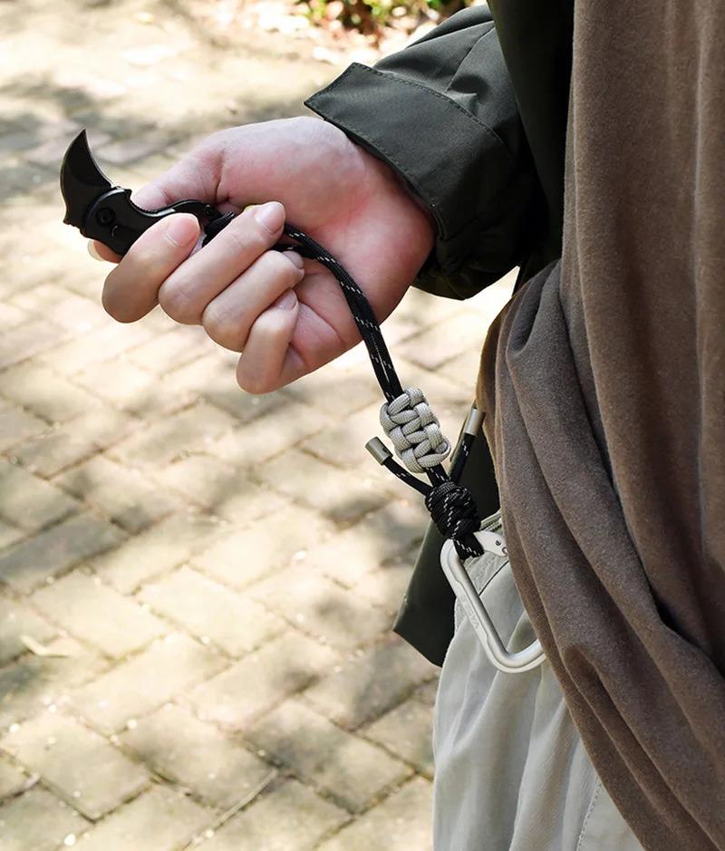 Quick-Release Paracord Water Bottle Hang Buckle Carabiner Portable EDC Clip Multifunctional Hook for Outdoor Hiking Backpack