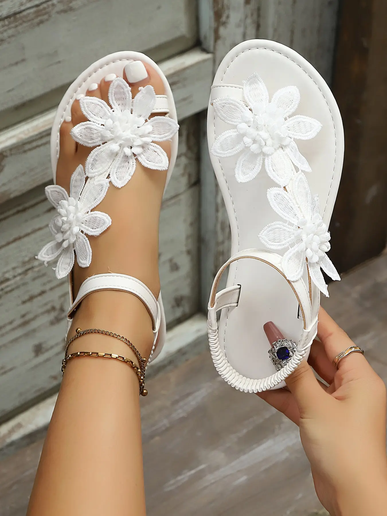 2026 Floral Braided Strap Flat Sandals, Bohemian Style Sandals, Open-Toe, Soft Rubber Sole, Casual Style, Comfortable & Durable, Perfect for Spring/summer