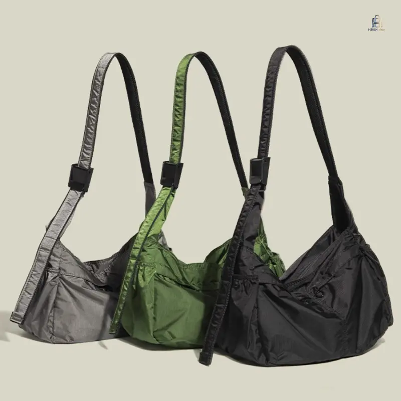Nylon Tote Bag, Large Capacity Unisex Shoulder Crossbody Bag, Waterproof Sporty Commute Handbag, Multi-purpose Casual Daily Carry Bag, Lightweight Spacious Adjustable Strap, Fit for Work Gym Travel Shopping Daily Weekend Outings