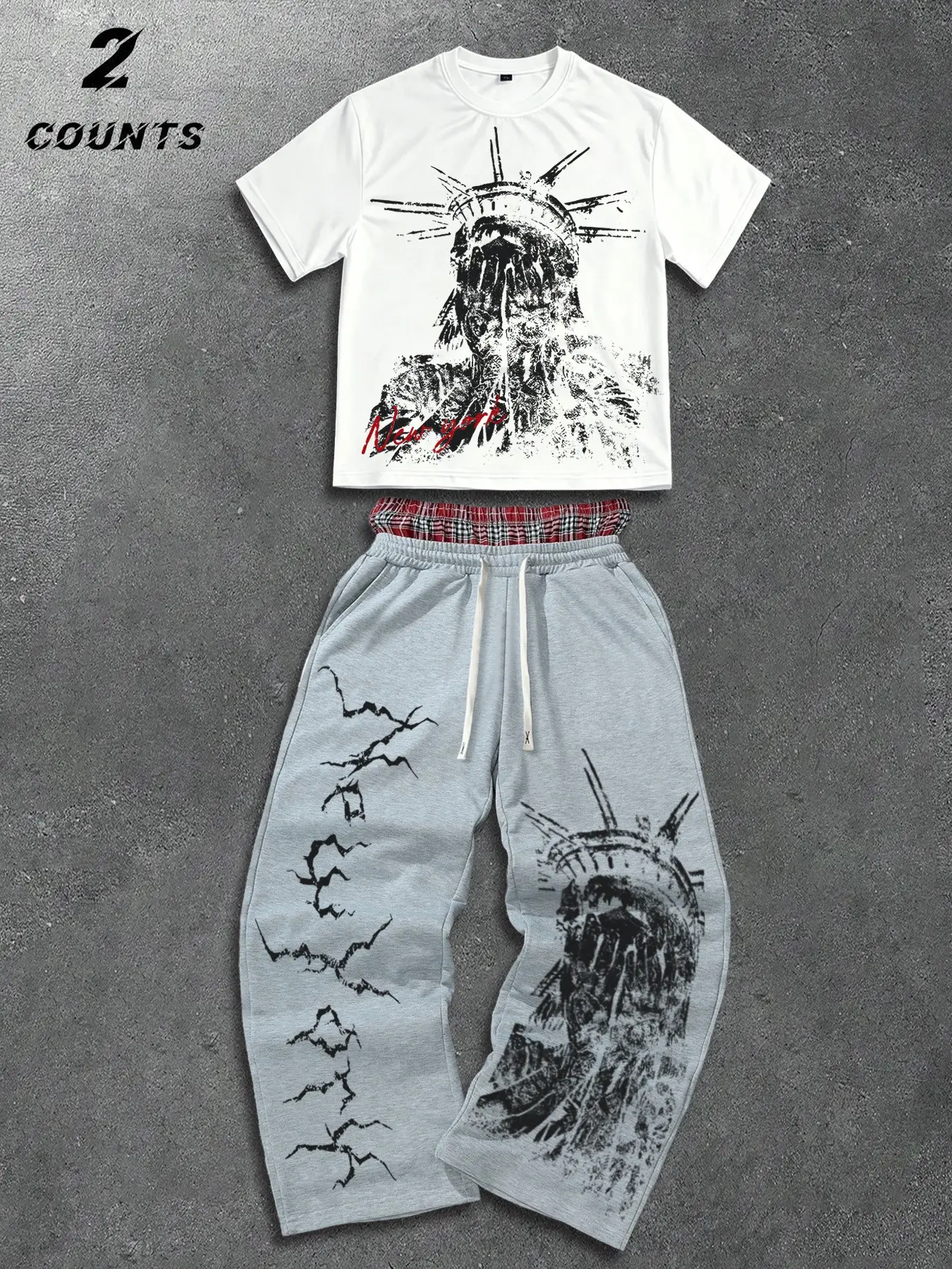 Men Y2K Hip Hop Streetwear Two Piece Set, Dark Gothic NY Vintage Blindfolded Statue of Liberty Distressed Tee with Plaid Drawstring Wide Leg Sweatpants, Soft Oversized Casual Outfit for School Party Daily Outings