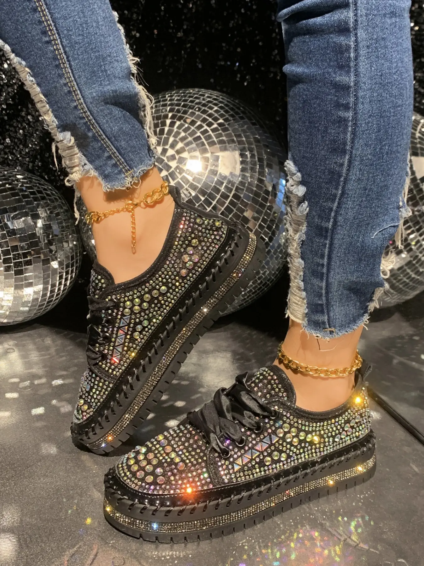 Women's Thick Sole Sport Shoes, Rhinestone Fashion, Fashionable Embellishments, Casual Shiny Vintage Woven Walking Shoes, Round Toe All Seasons Sports Shoes, Glitter Design Sneakers, Thick Soled Sneakers, Trendy Fashion Sneaker