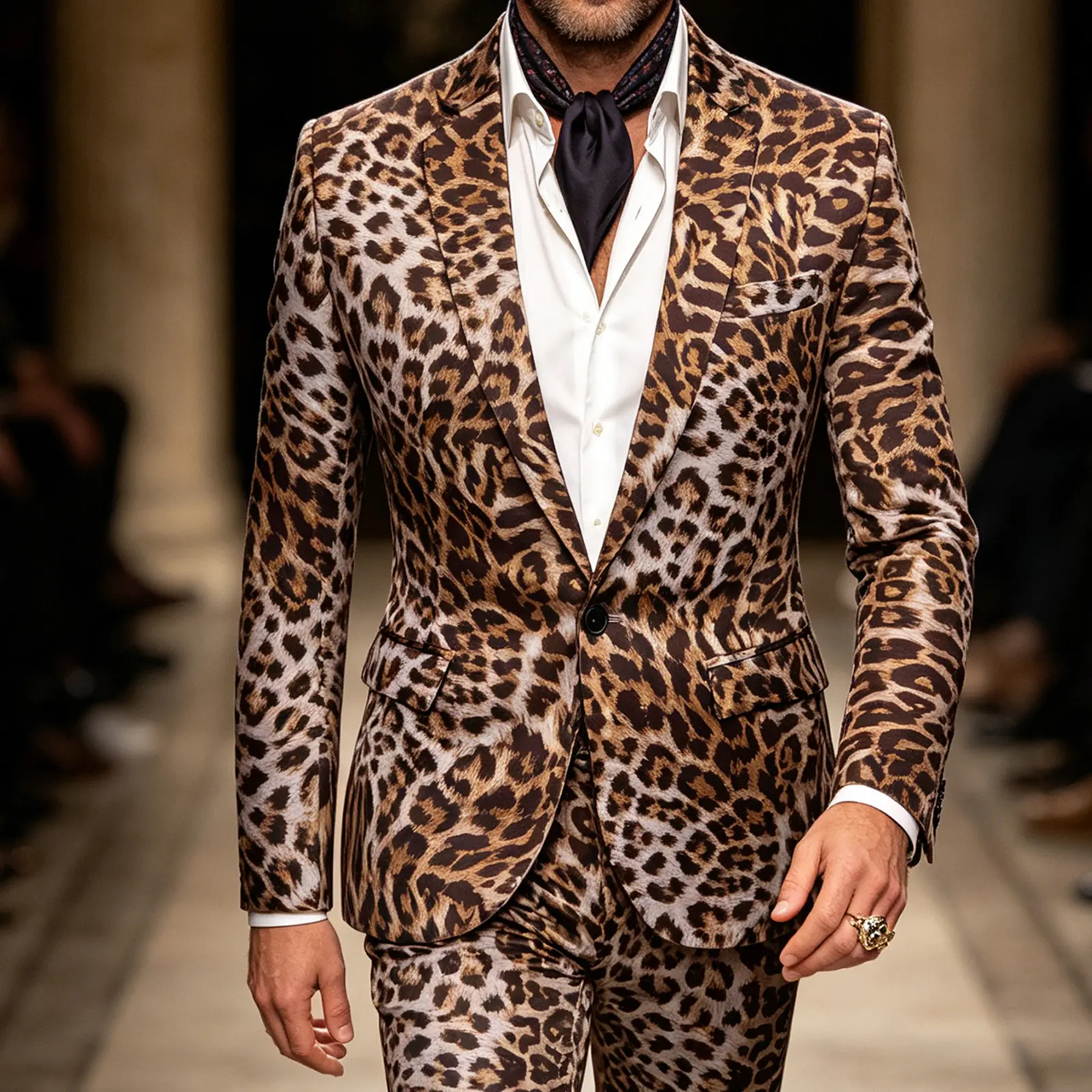 Men 2 Piece Leopard Print Suit Slim Fit Blazer & Matching Printed Trousers Fashion Formal Outfit for Party, Stage Performance & Photoshoot