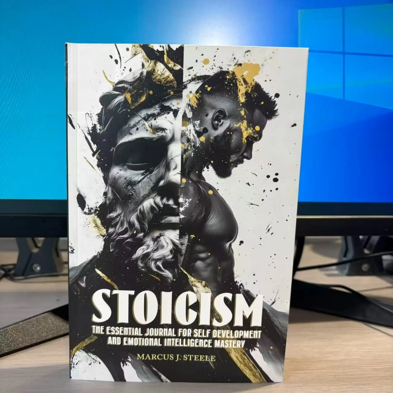 Stoicism: 365 Daily Lessons for Motivation, Mental Strength, Emotional Clarity, Journaling, Reflection, Self Development, Emotional Intelligence Mastery Book