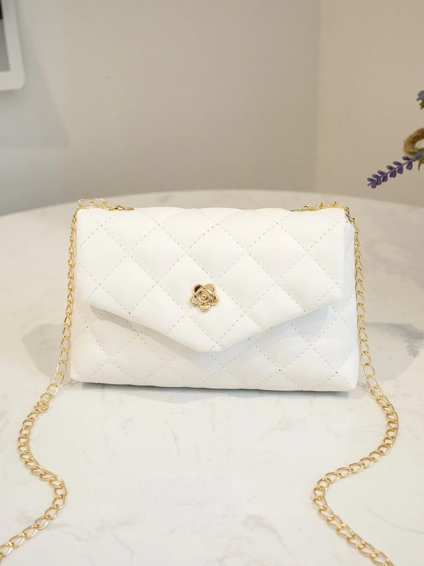 Mini Fashionable Flap Chain Crossbody Bag, Women's Shoulder Messenger Bag For Phone, Gift, Vacation, Shopping , New Year, Aesthetic Shoulder Handbag