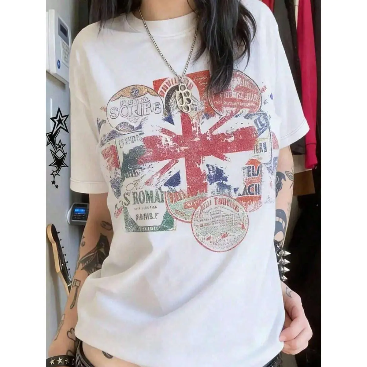 Women's Vintage UK Flag Travel Stamp Graphic T-Shirt, Classic 100% Cotton Vintage Shirts, Breathable Thickened Fabric Loose-Fit Oversized Crew Neck Unisex Casual Streetwear Top, Outdoors, Casual Everyday Tee