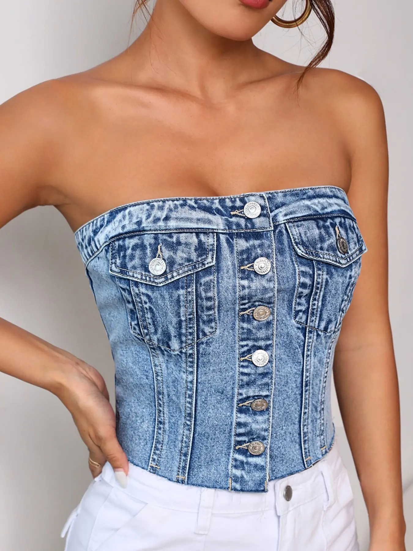 Women's Summer Light Wash Cover-Up Top with Button Front and Pockets, Stylish Casual Fashion Sleeveless Tube Design, Perfect for Warm Weather, Fashionable Ladies' Outerwear
