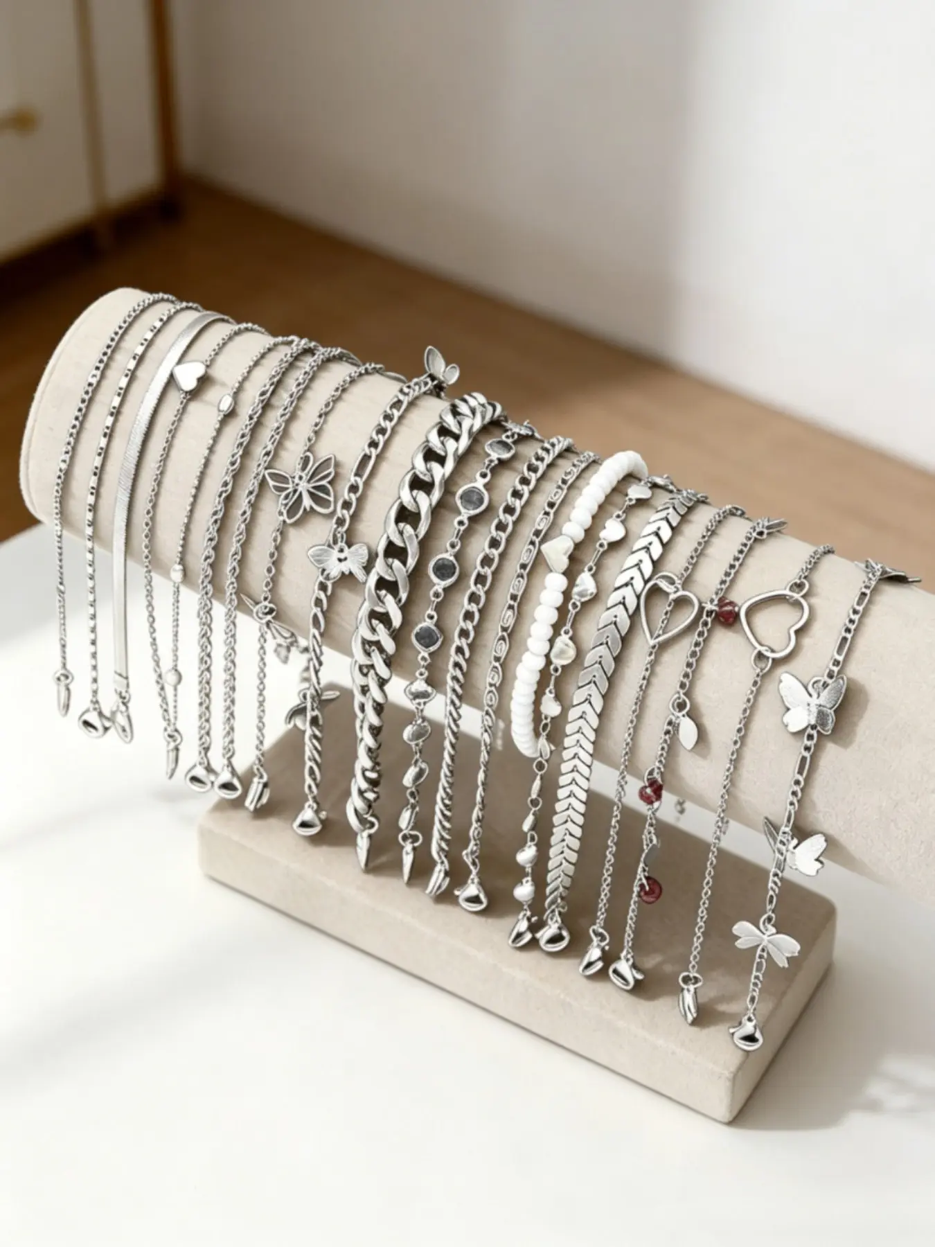 19 Pcs Simple Fashion Casual Layered Anklets, Alloy Butterfly Heart Design, Perfect for Daily Wear, Parties, Gifts, Valentine's Day, Birthday