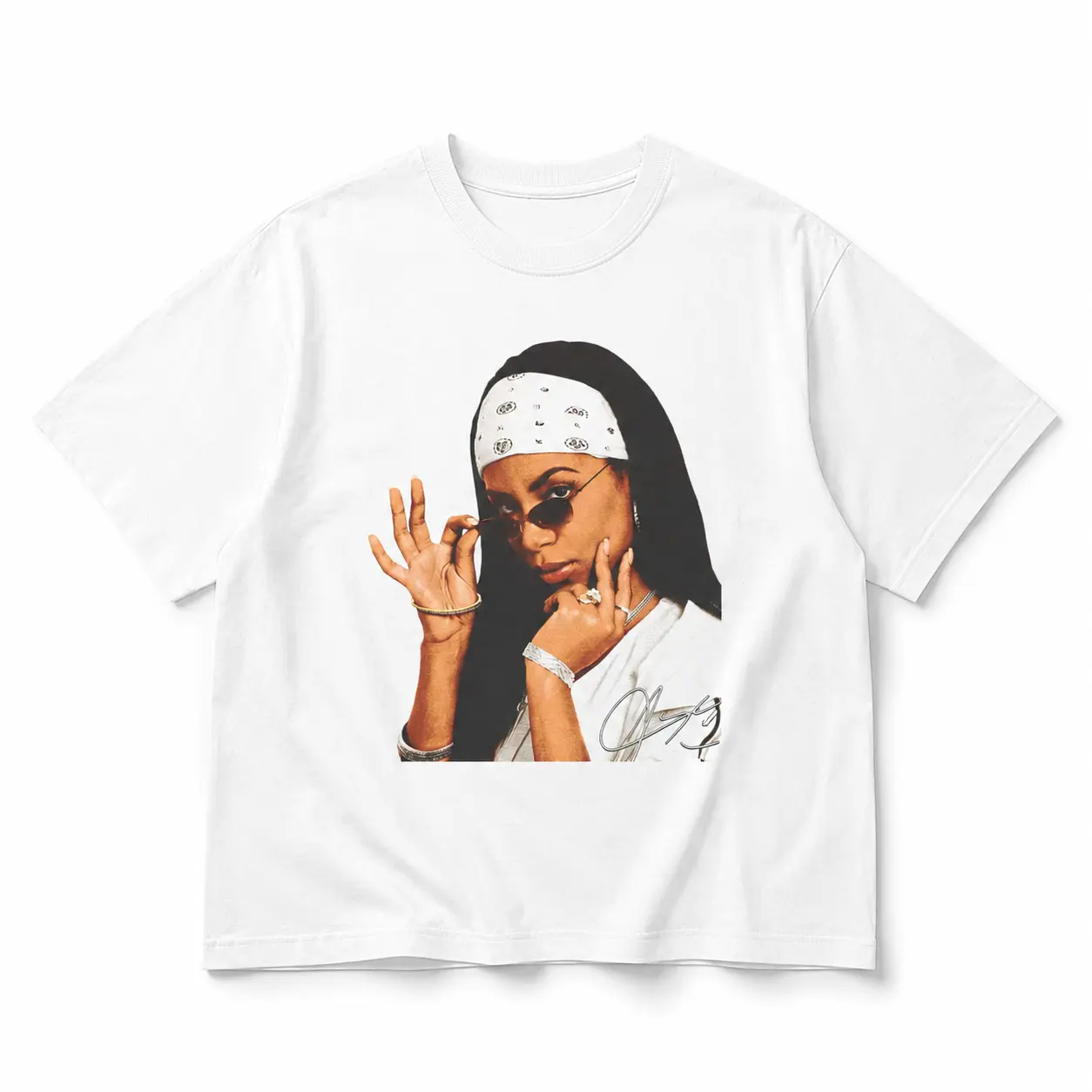 Men's Cotton Breathable Minimalist Vintage Hip Hop Female Artist Portrait Signature Print Crop T-Shirt, Retro Music Style White Casual Short-Sleeve Tee