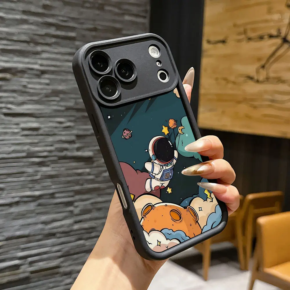 Phone Case: Cute Cartoon Astronaut Phone Case, Suitable for iPhone 17 E Air 16 15 14 Pro Max Plus 13 12 Mini 11 X XS XR, Ladder Lens Soft Black Shell, Vintage Business Simple Cartoon