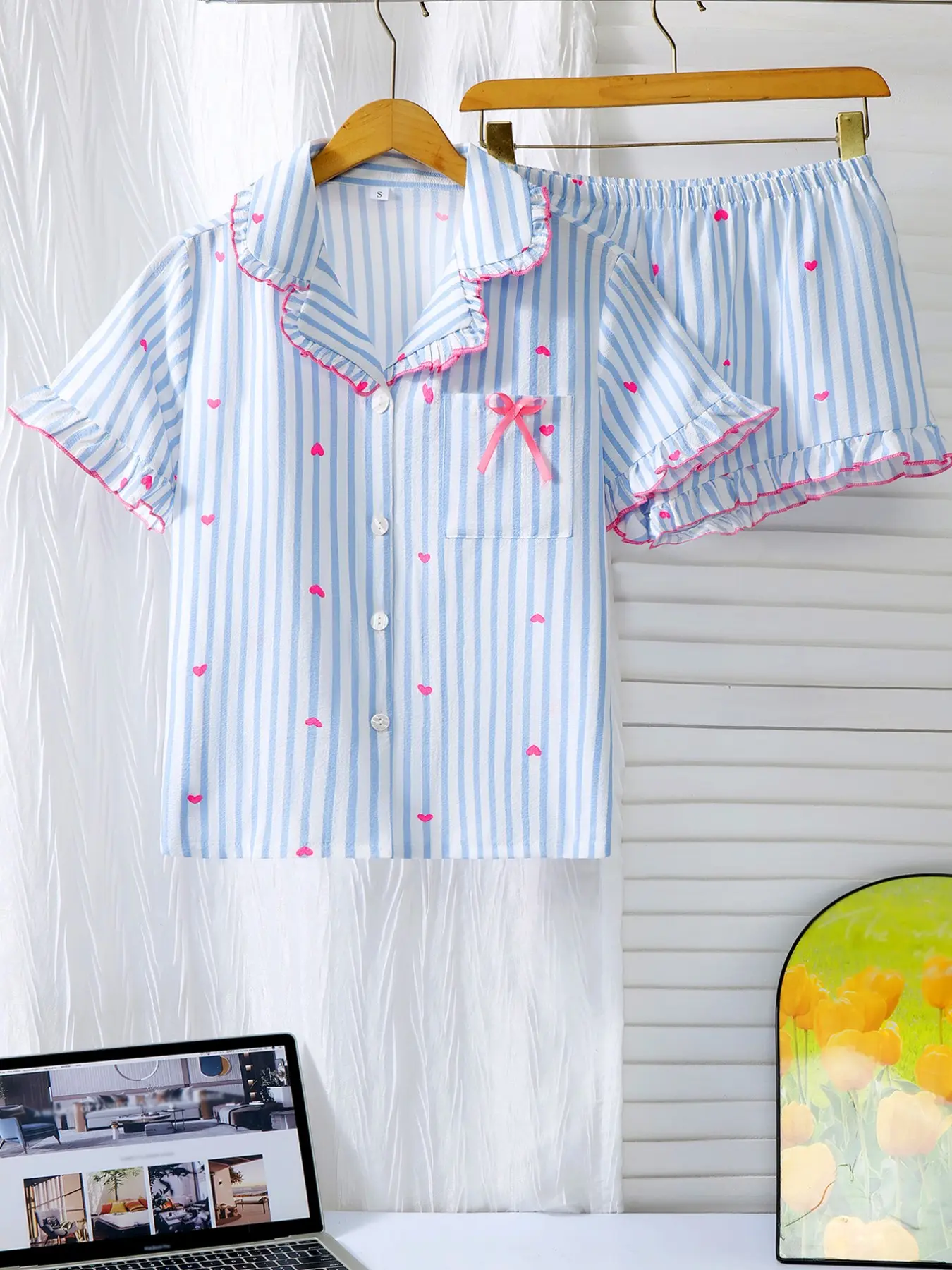 Women's Two-Piece Pajama Set, Ruched Peter Pan Collar Cardigan, Short Sleeve Striped Heart Shorts, Comfortable Casual Loungewear
