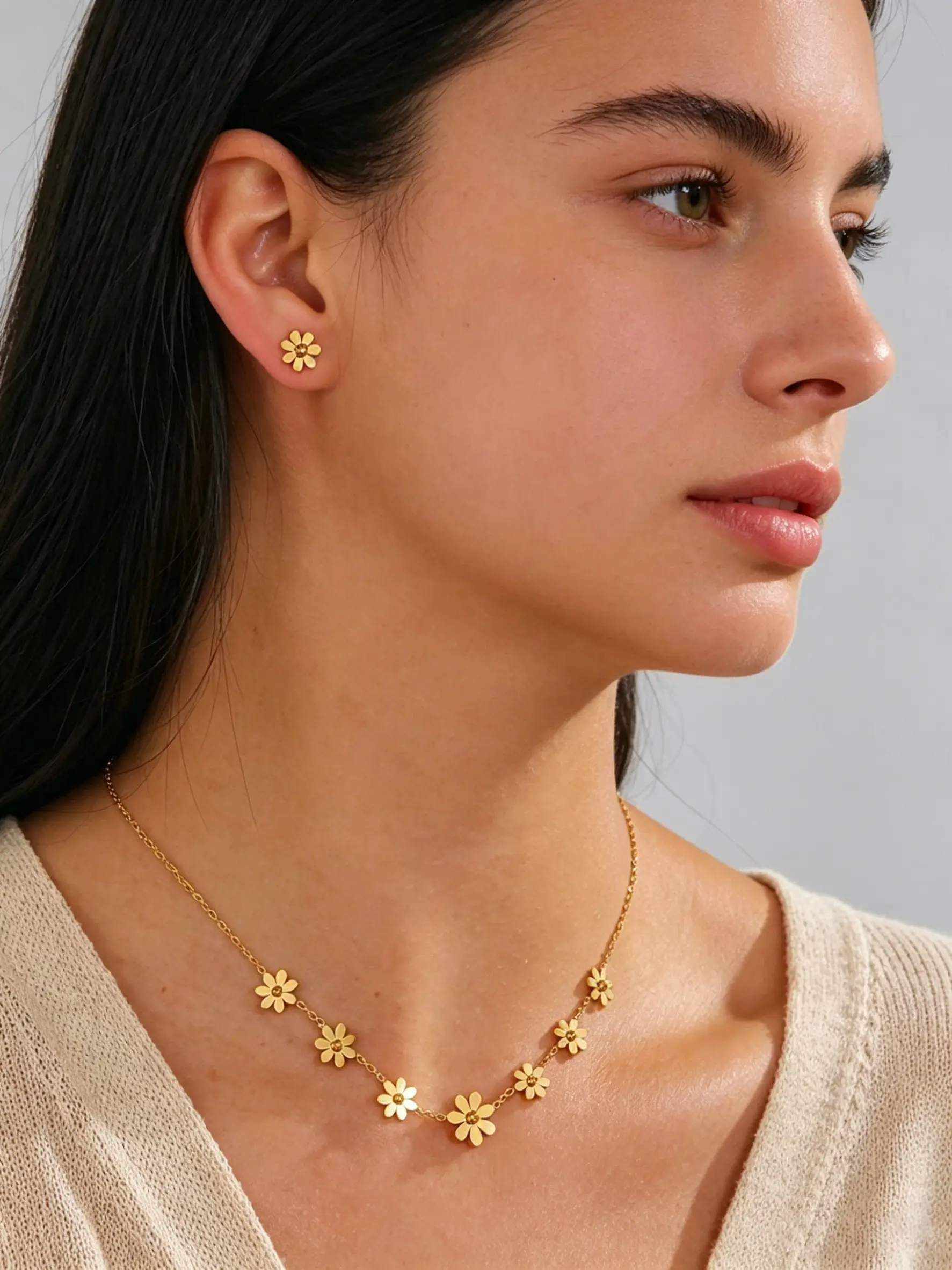 Elegant Floral Daisy Earrings Necklace Set, Unique Fashion Jewelry, Perfect for Weddings and Dates, Ideal Valentine's Day or Mother's Day Gift