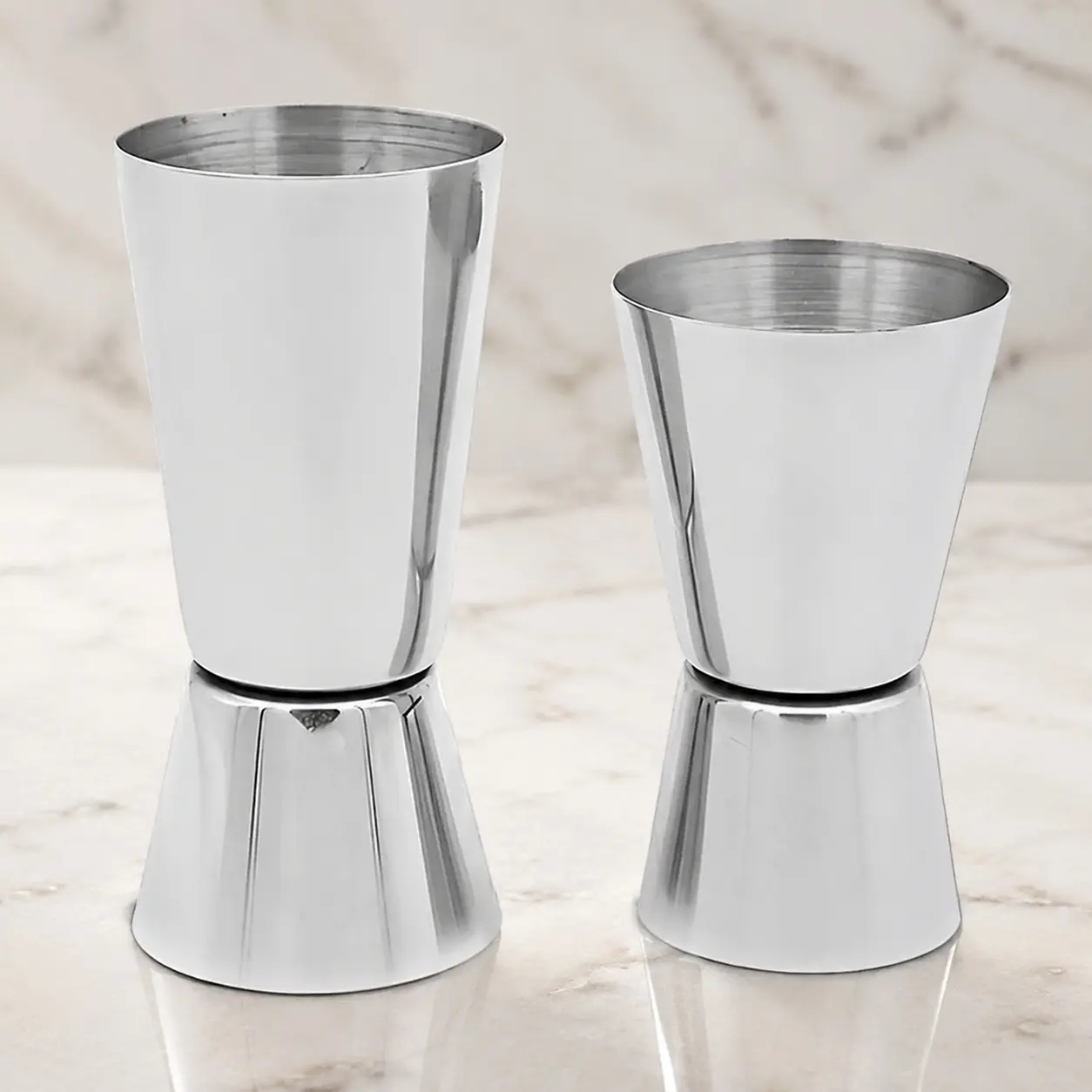 Professional Stainless Steel Dual-Sided Jigger: Precise Measuring Cup for Cocktails & Spirits, Anti-Corrosion Bar & Home Use, Durable Multi-Scene Bartending Tool