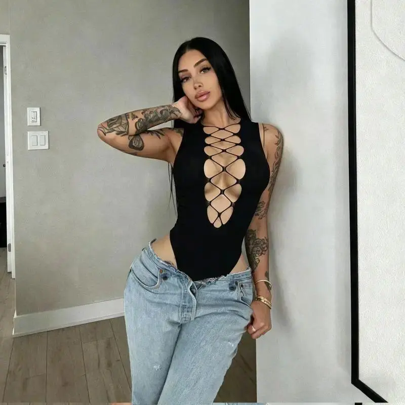 Backless Hollow-Out Bodysuit for Women, Solid Color Sleeveless Top with Strappy Details & Snap Closure, Y2K Slim Fit Clubwear for Layering or Solo Statement Looks